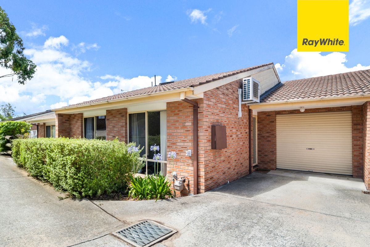 17/15 Scarfe Close, Gordon ACT 2906