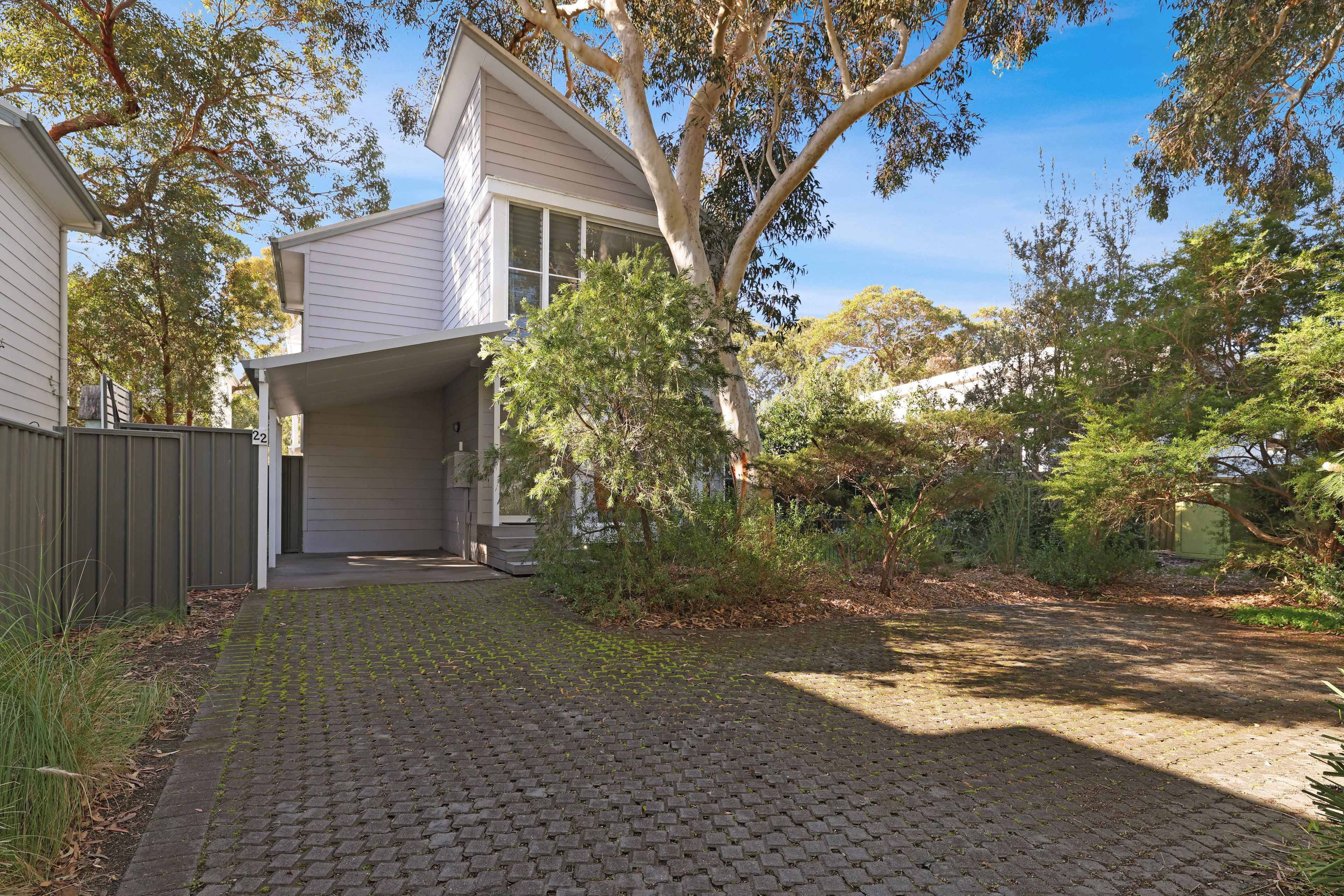 22 Sandlewood Cove, Callala Beach, NSW 2540