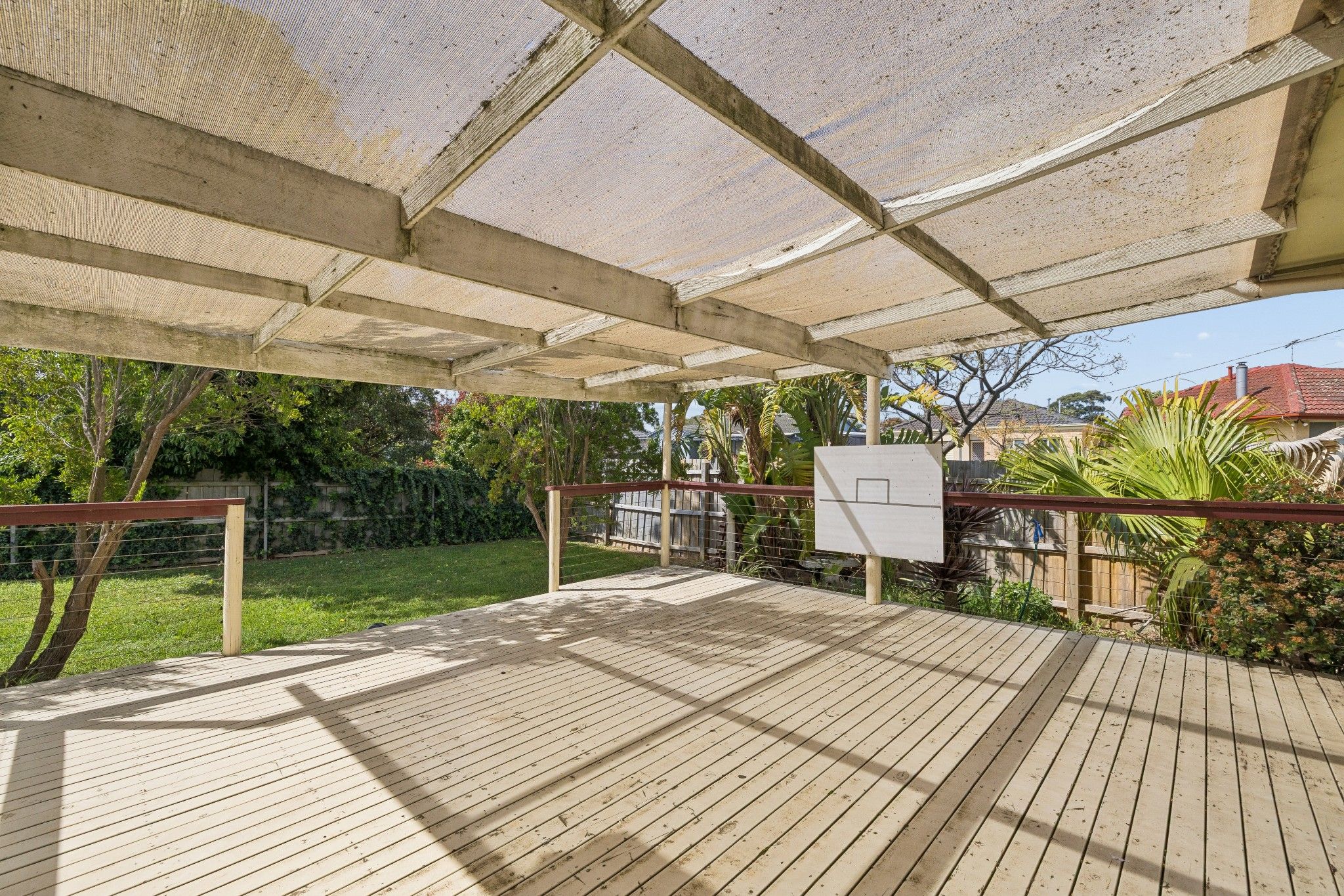 42 Centenary Crescent — photo 16 of 24