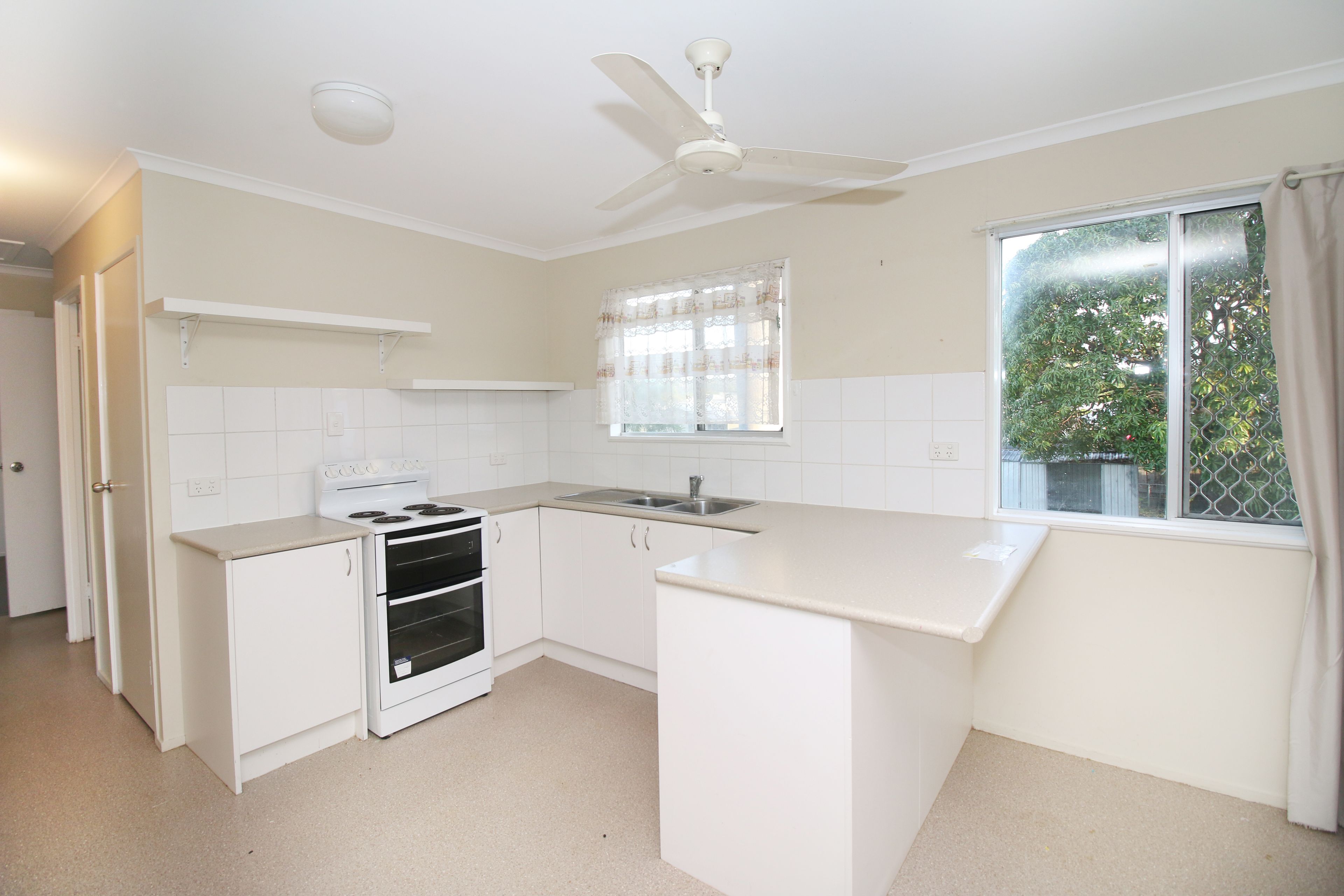 21 Maria Street, Rasmussen, QLD 4815