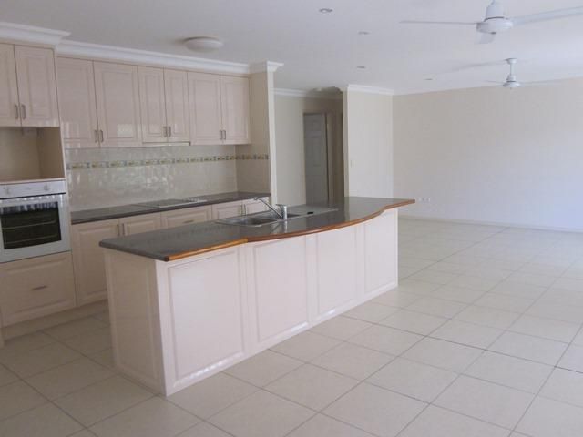 8 Leichhardt Avenue, Rothwell, QLD 4022