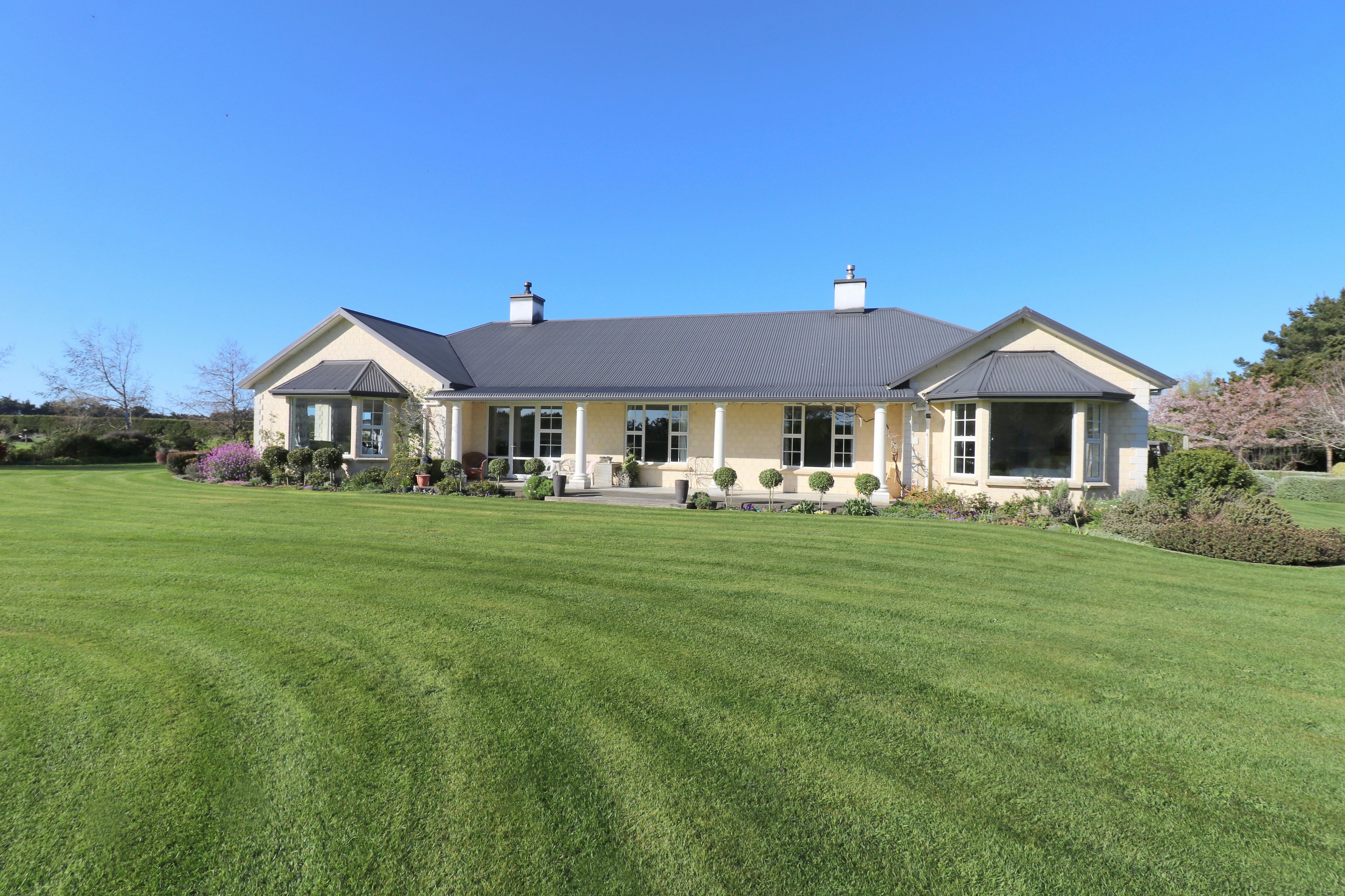 251 Oreti Road, Otatara, Invercargill 9879 Lifestyle Property for