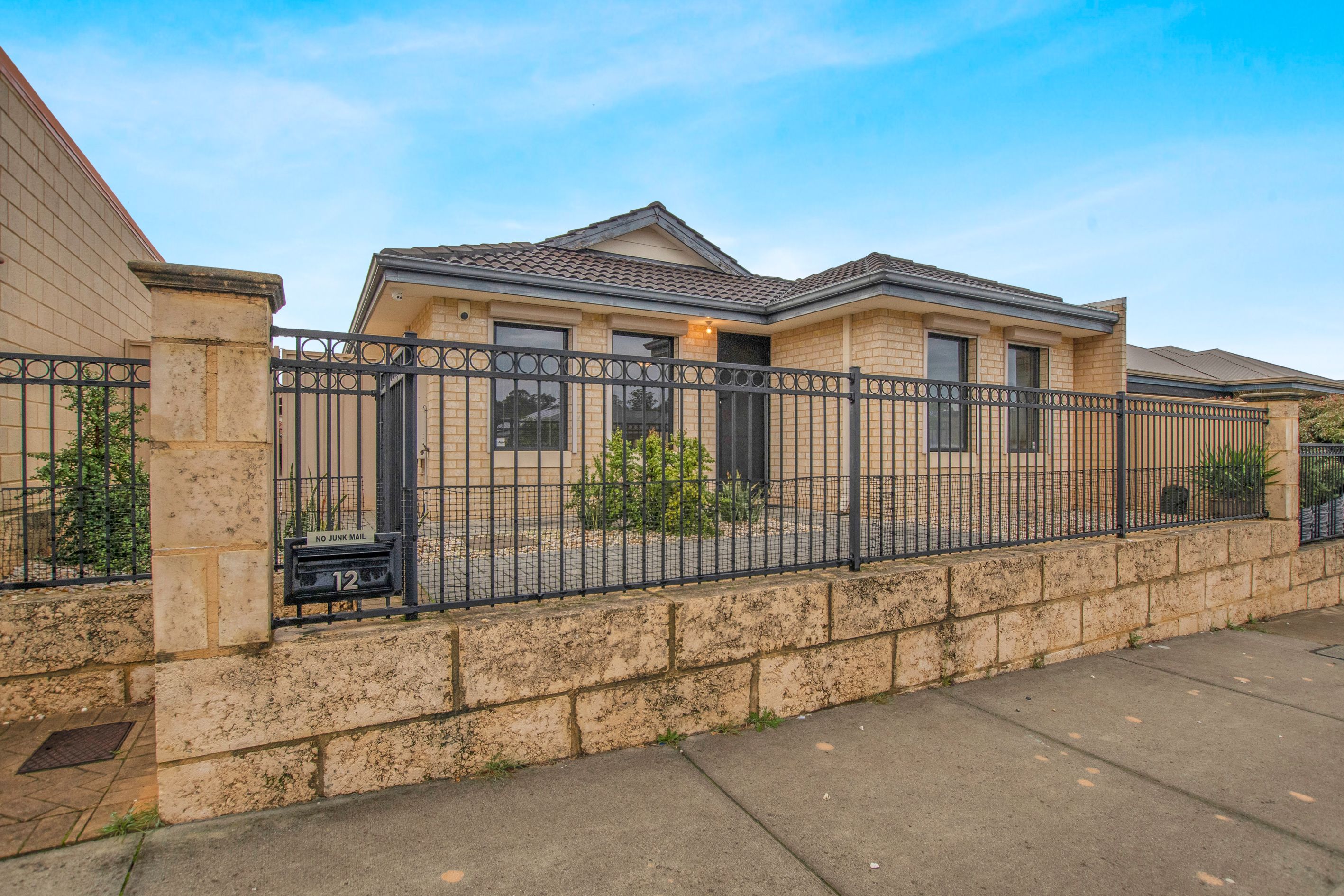 12 Stratford Road — photo from Ray White Rockingham Baldivis