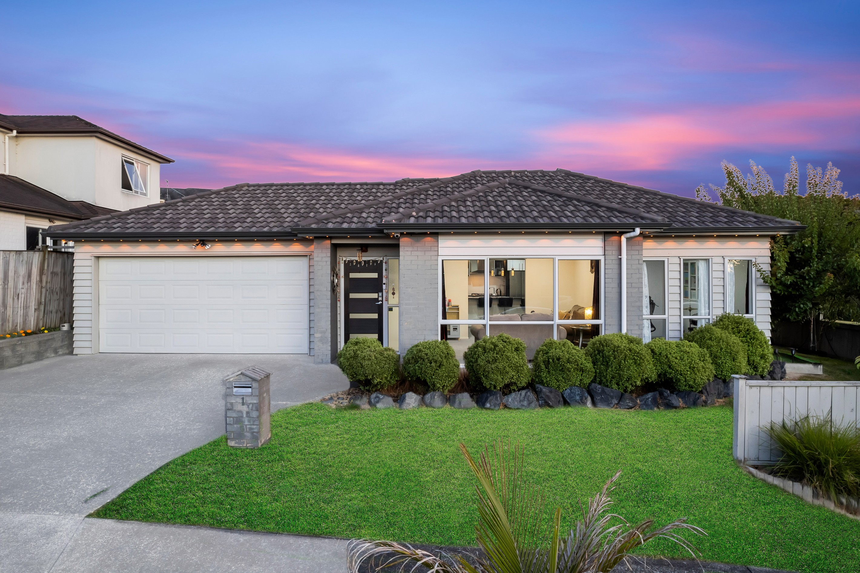 1 Stamford Crescent, Flat Bush, Manukau City