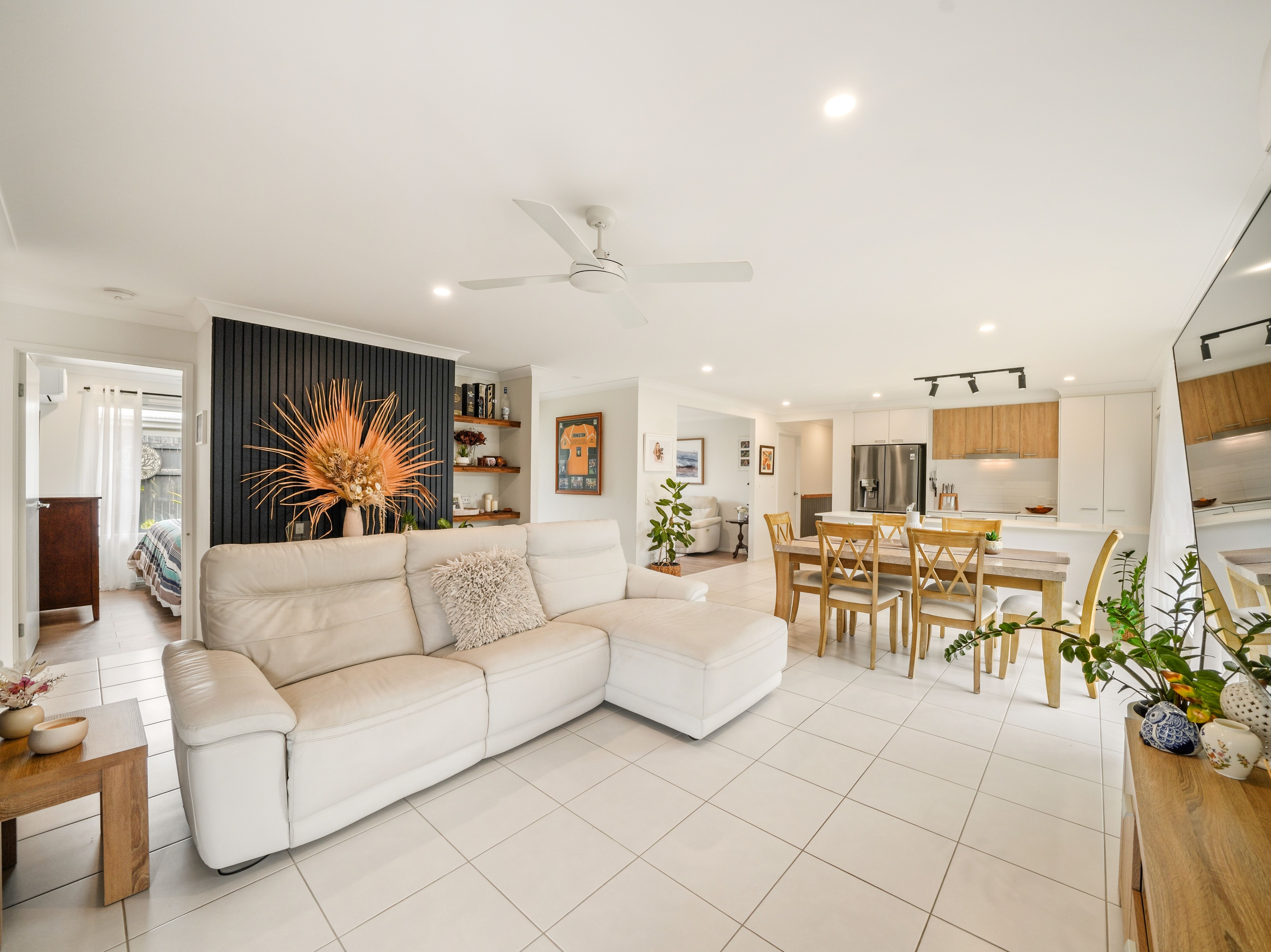 54 Emerald Street — photo 7 of 25