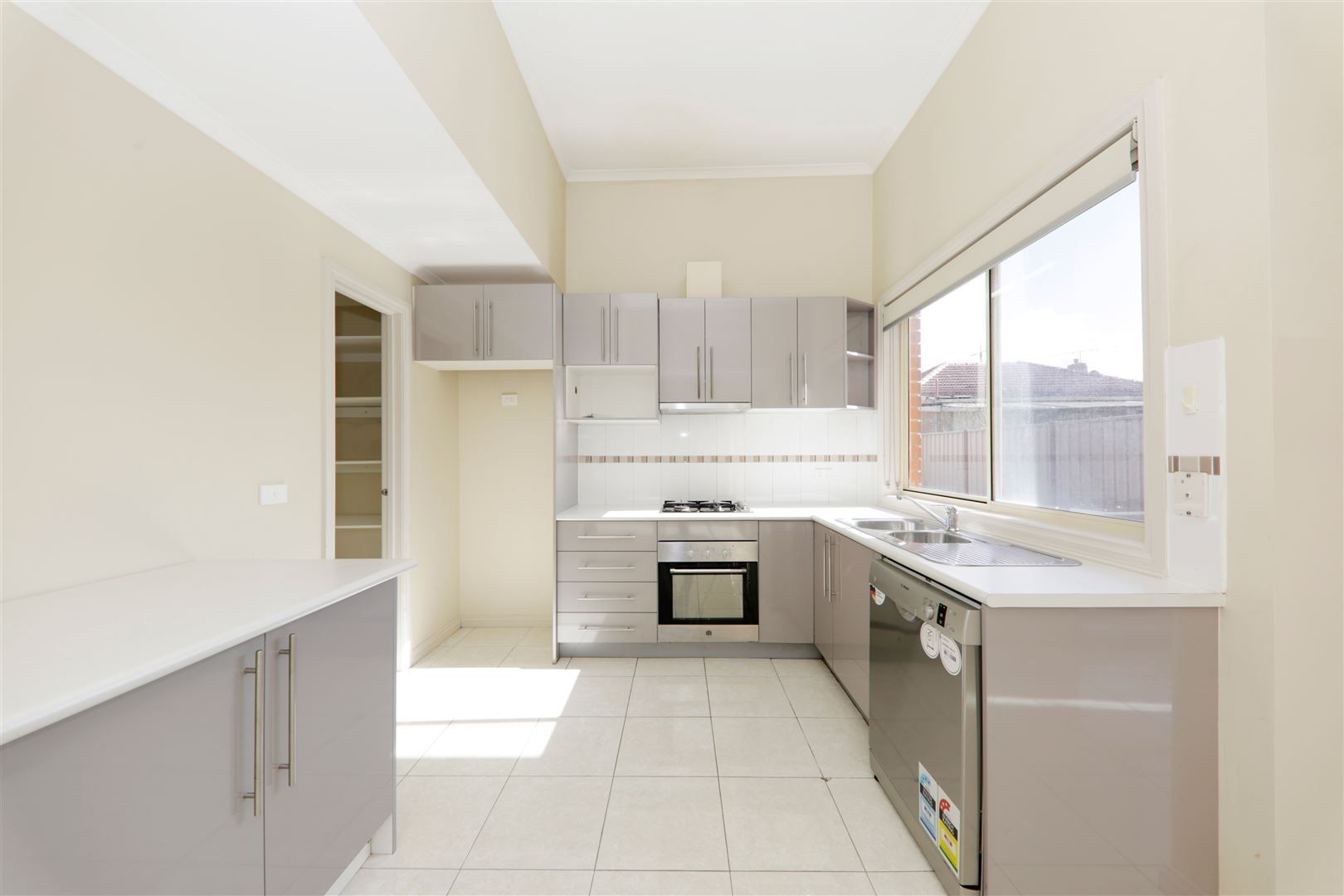 2/19 Third Street, Clayton South, VIC 3169