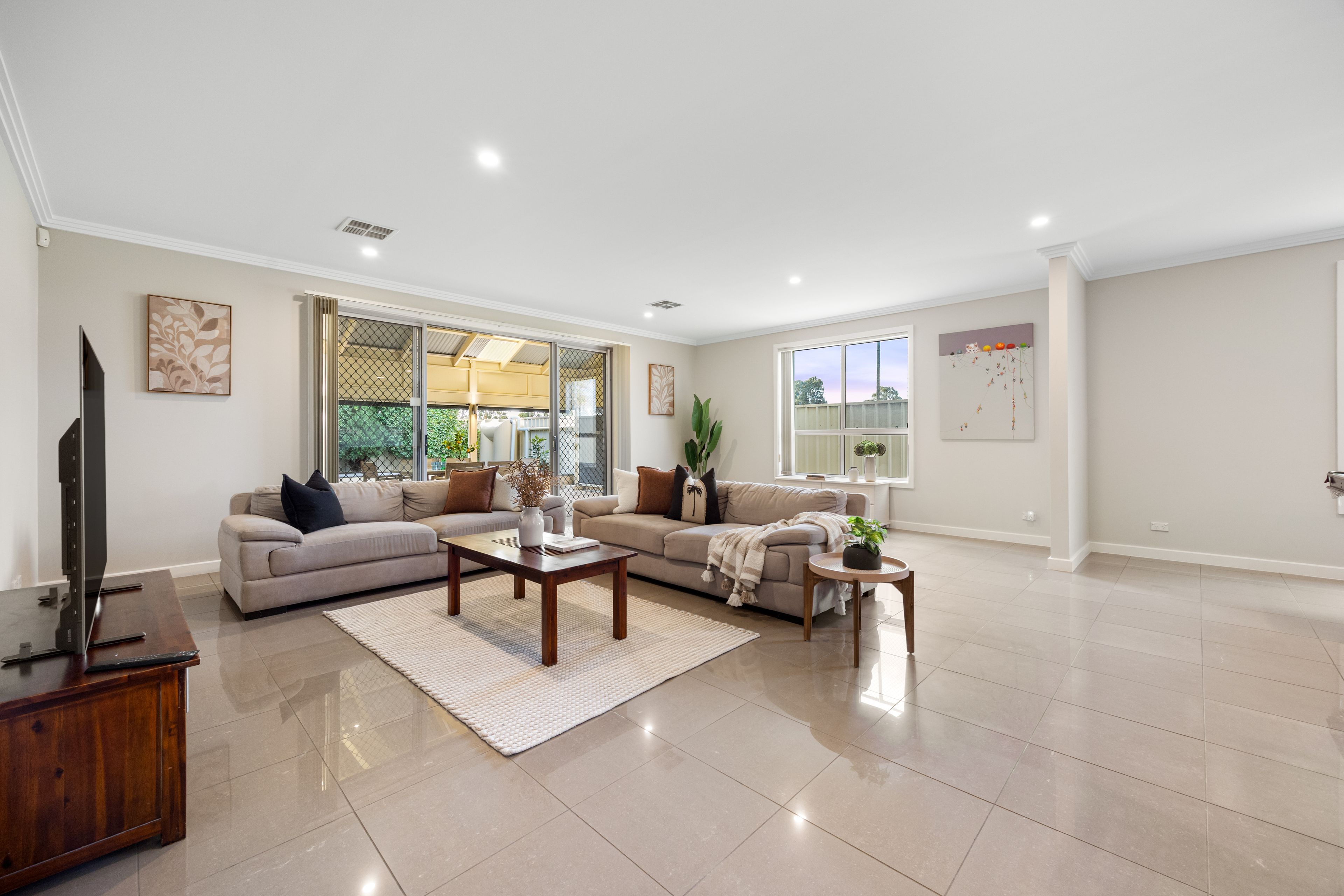 9 Ladd Street — photo 4 of 19