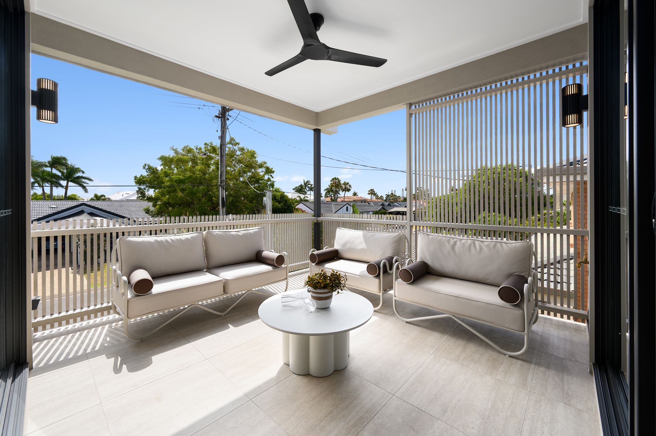 1/10 Lee Road — photo 3 of 16