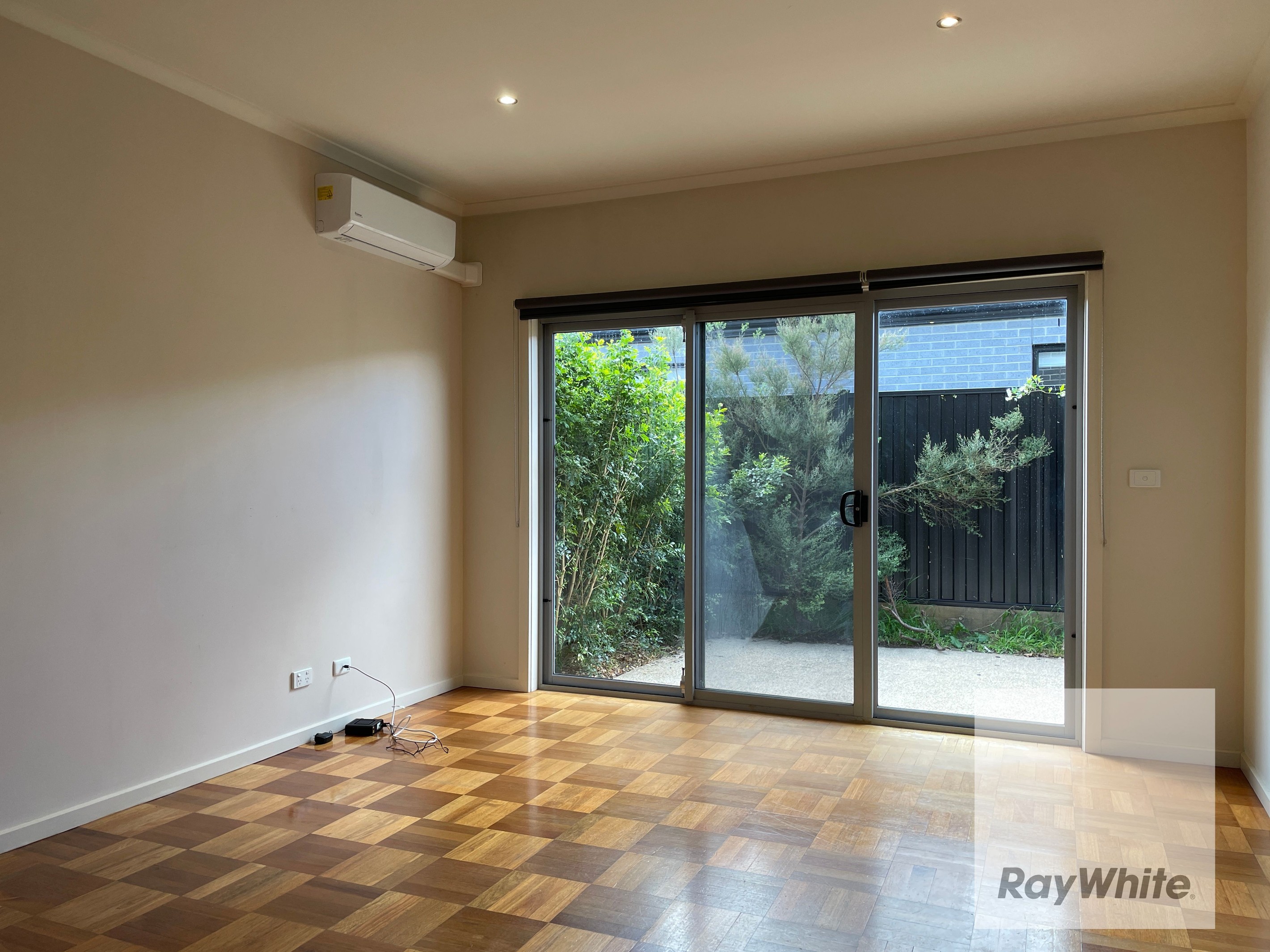 4/80 Orrong Avenue, Reservoir, VIC 3073