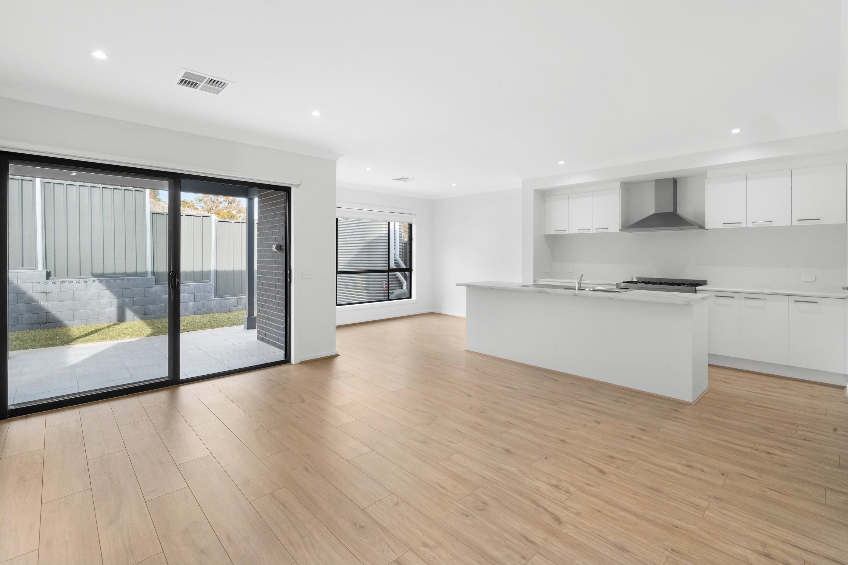 8/35 Sturt Lane, ONKAPARINGA HEIGHTS, SA 5163