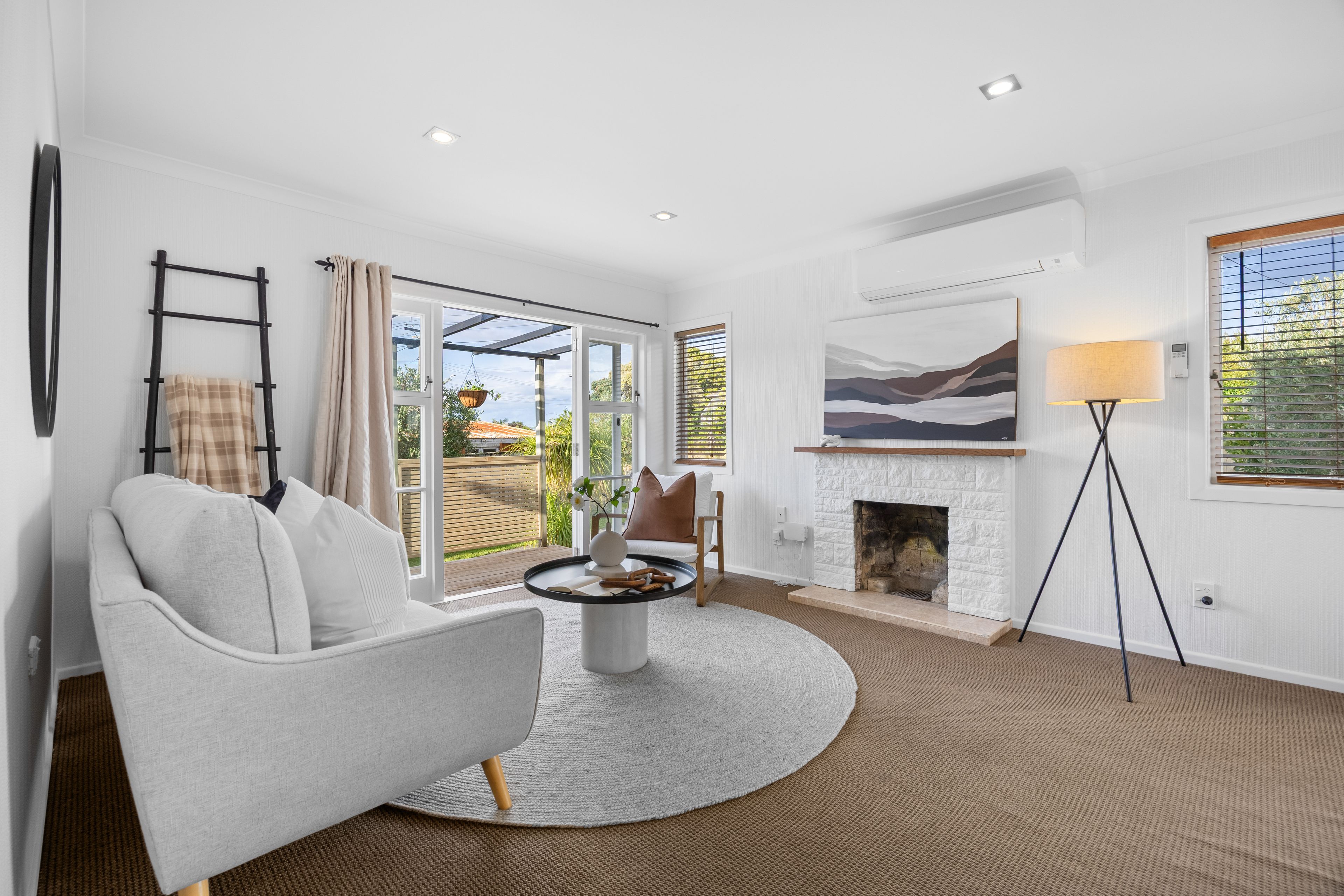 1/3 Mackenzie Street, Te Atatu South, Waitakere City