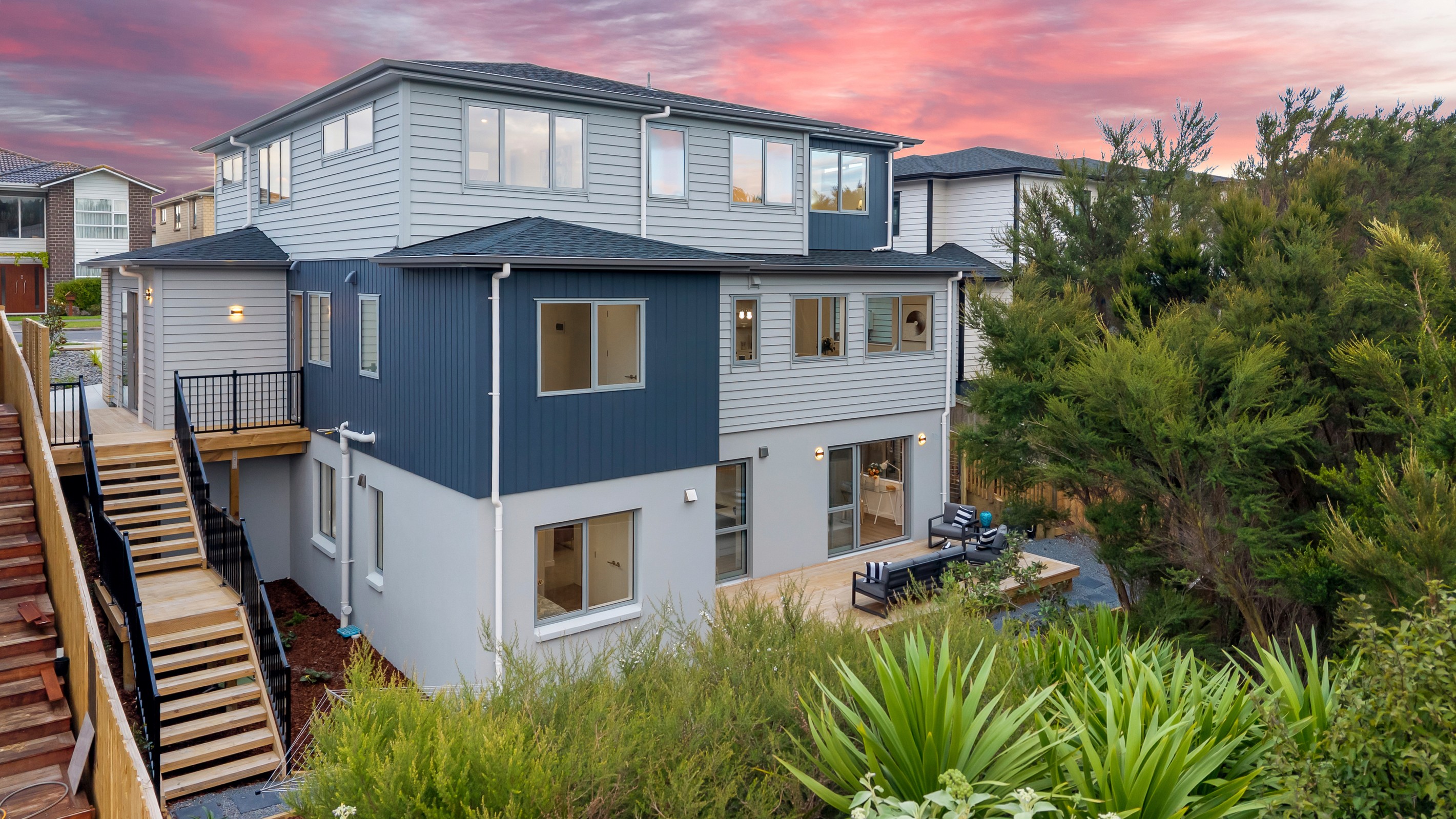 18 Castlebane Drive, Flat Bush, Manukau City