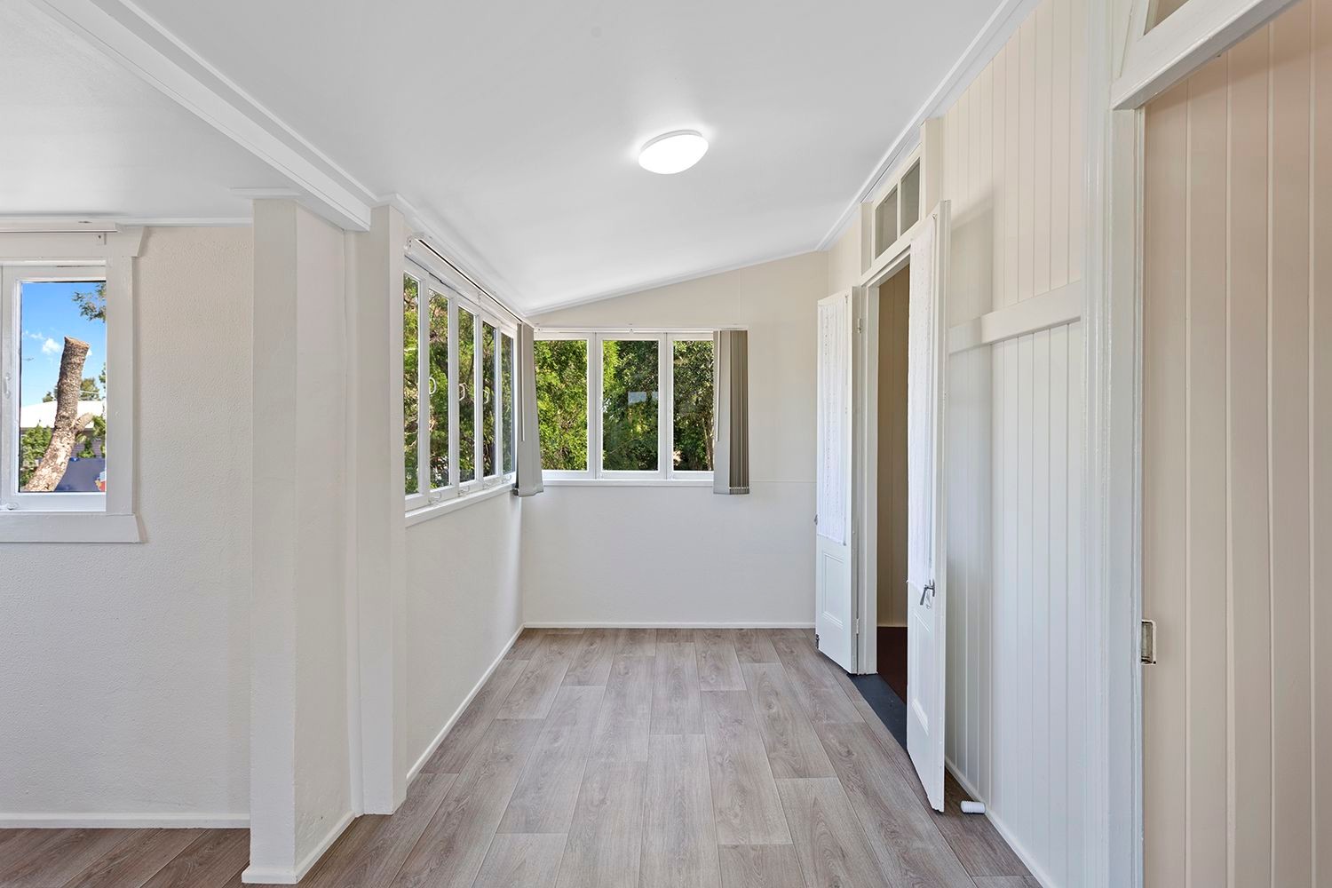 352 South Pine Road, Enoggera, QLD 4051