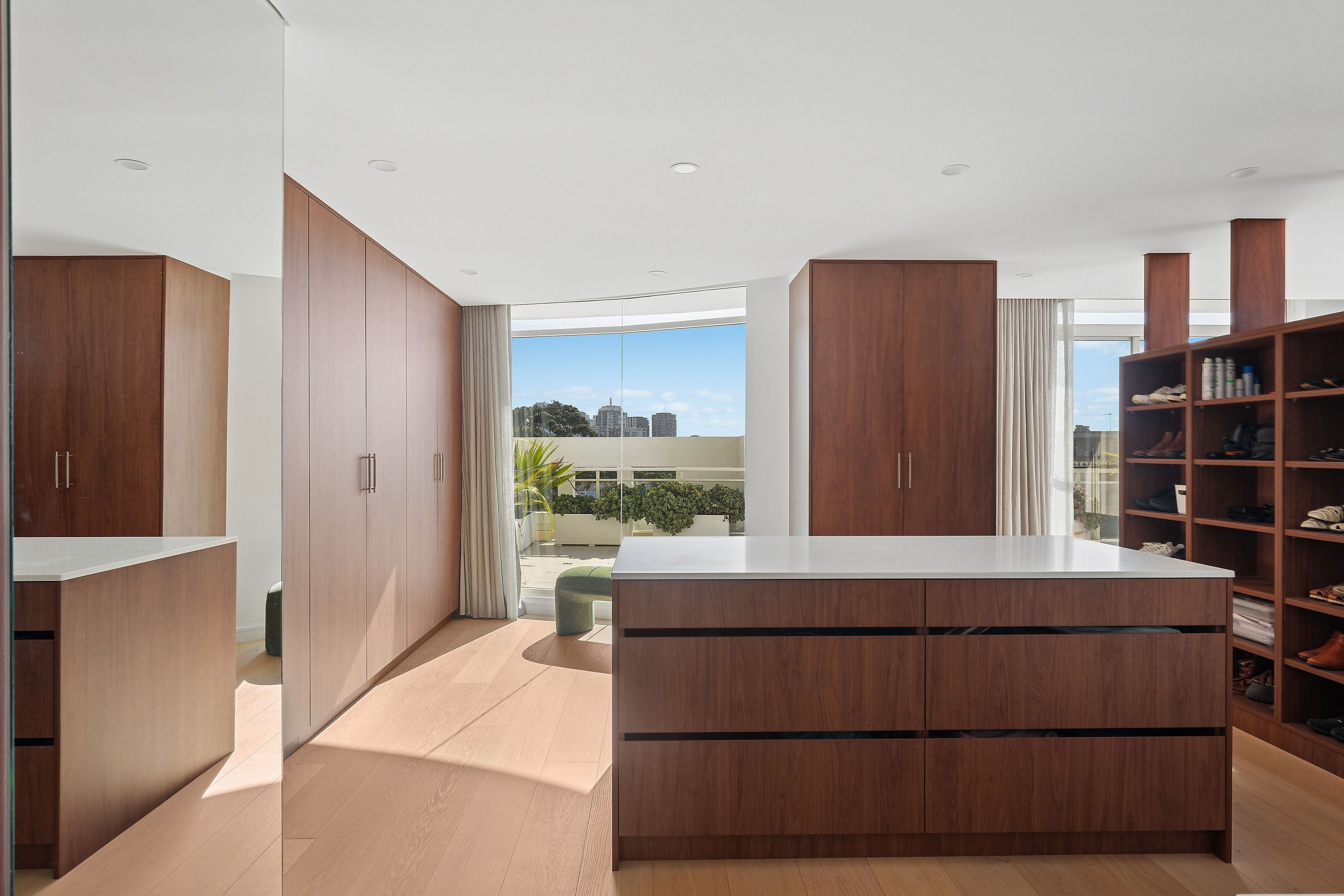 901/56A-62 Penkivil Street — photo 6 of 15