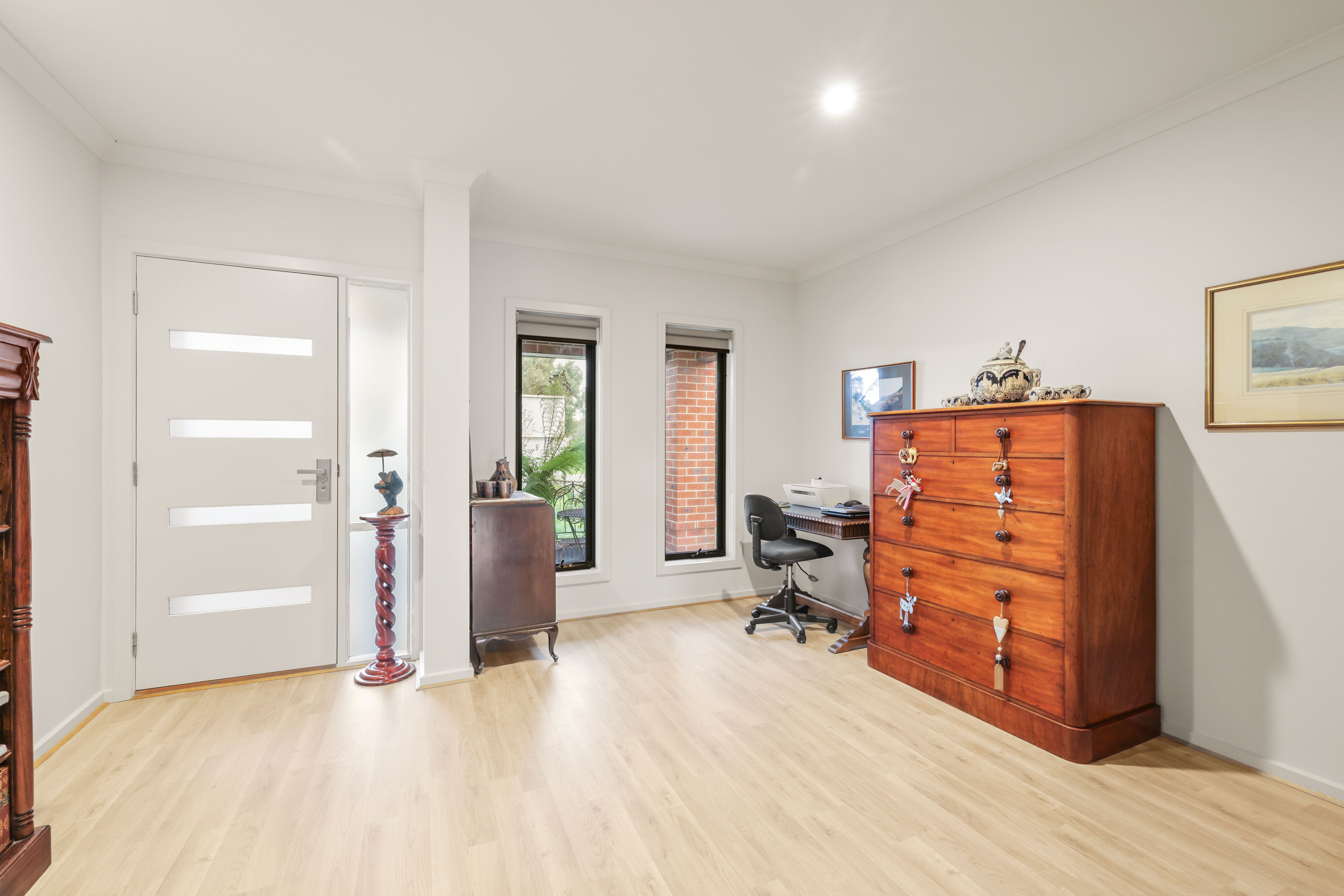 10 Kembla Road — photo 7 of 18
