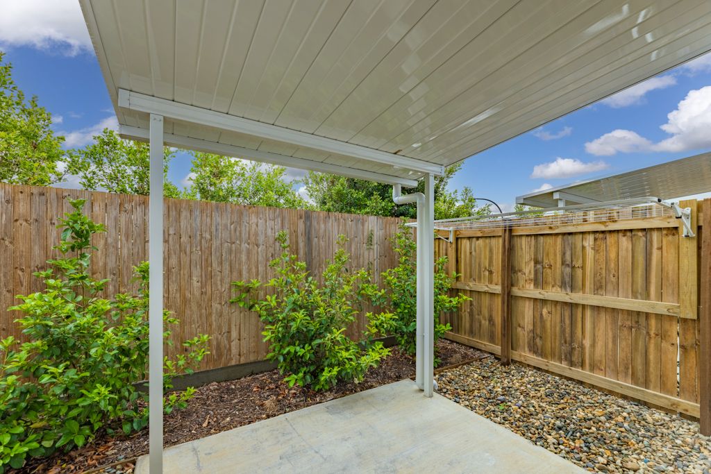 3/14 Cassowary Court — photo 12 of 13