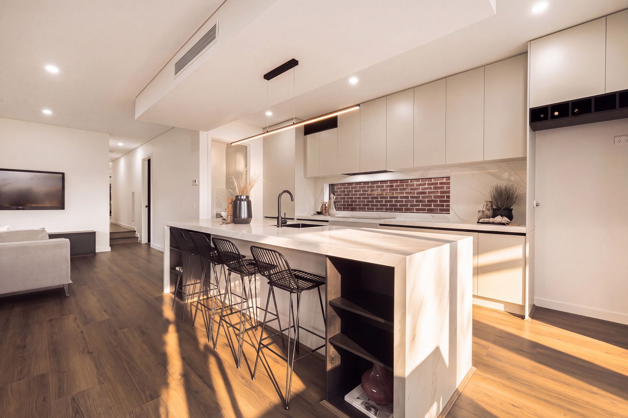 59B Tamar Street — photo 7 of 28