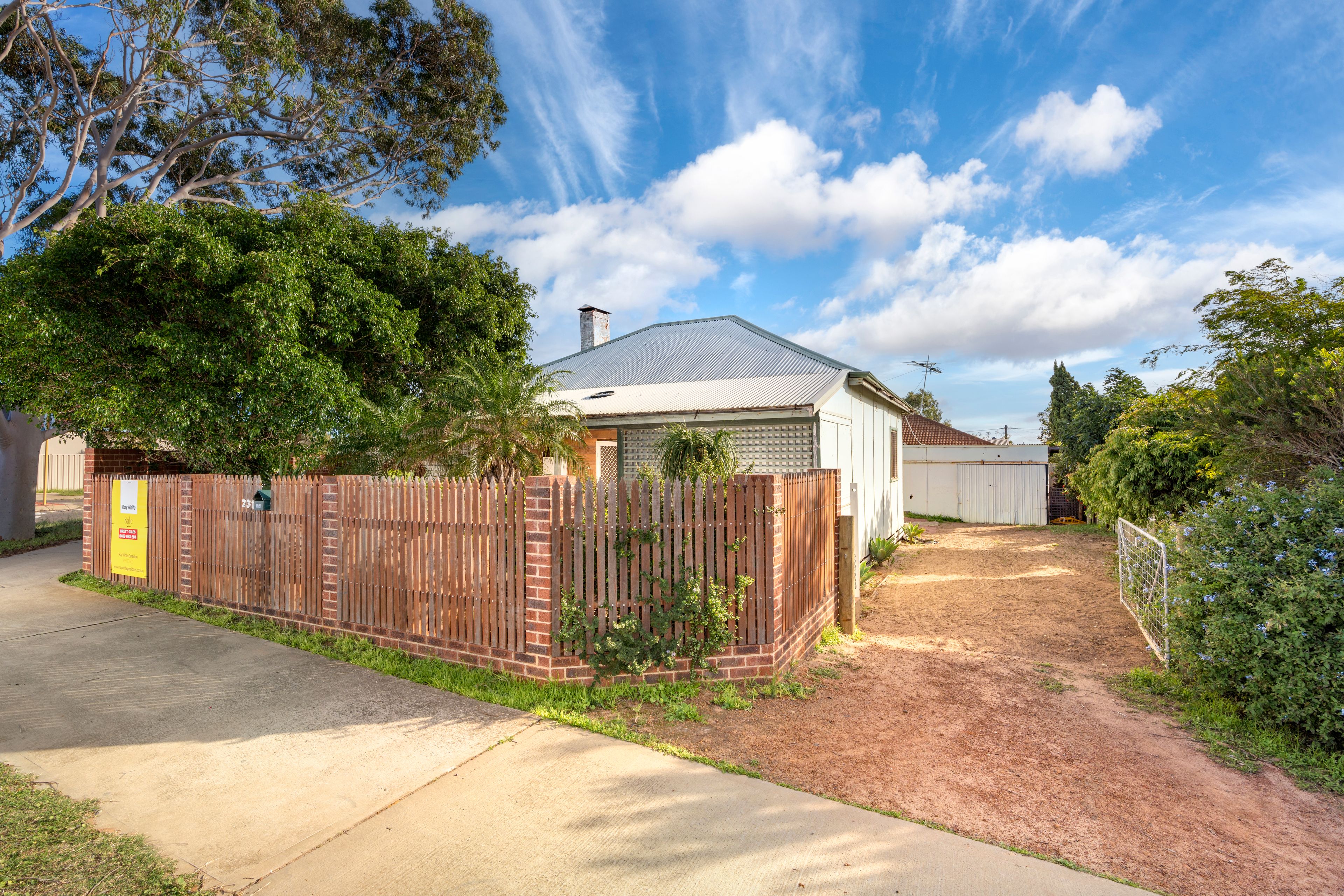 231A Fifth Street, Wonthella, WA 6530
