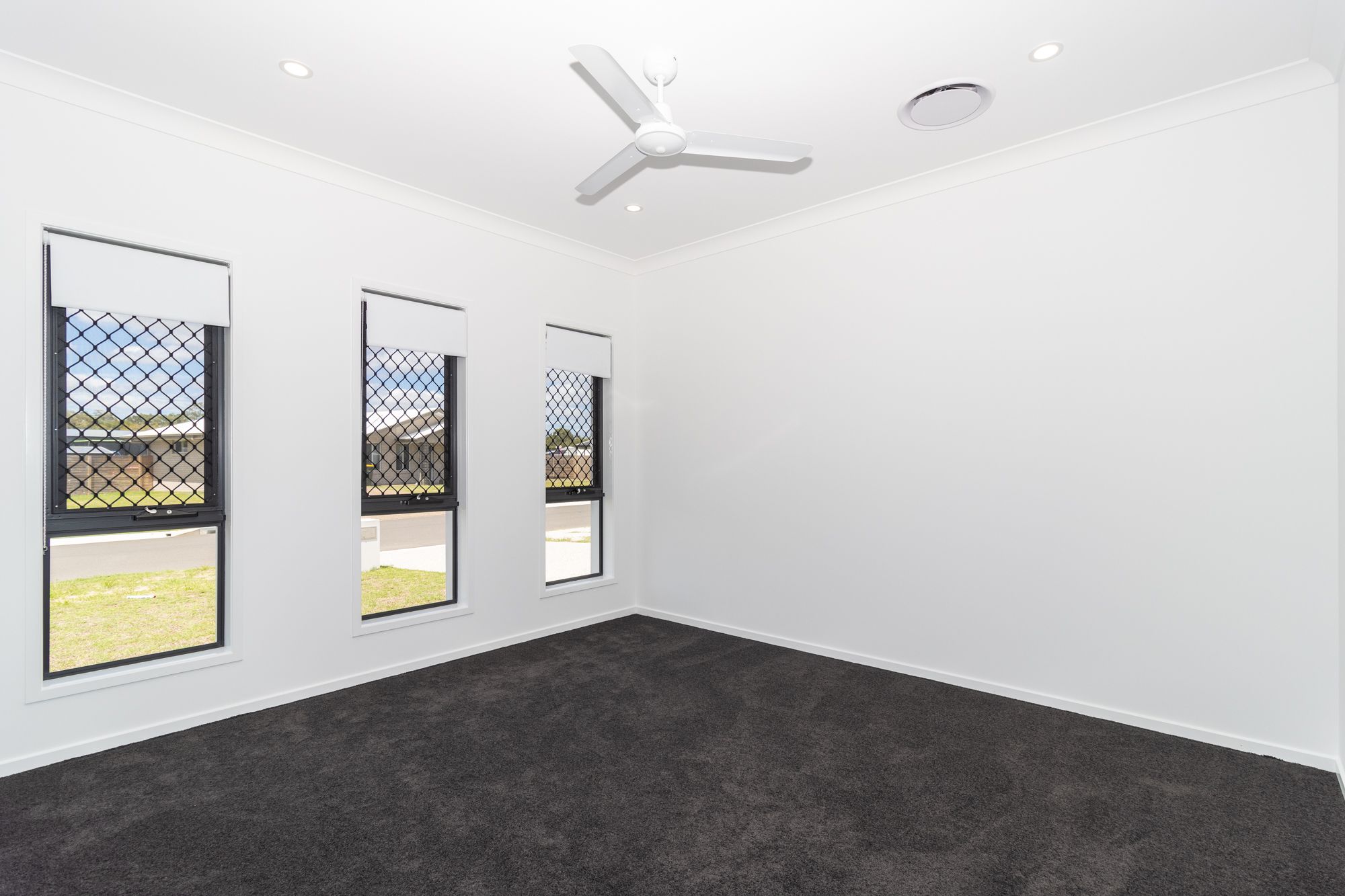 10 Periwinkle Crescent, TOOGOOM, QLD 4655