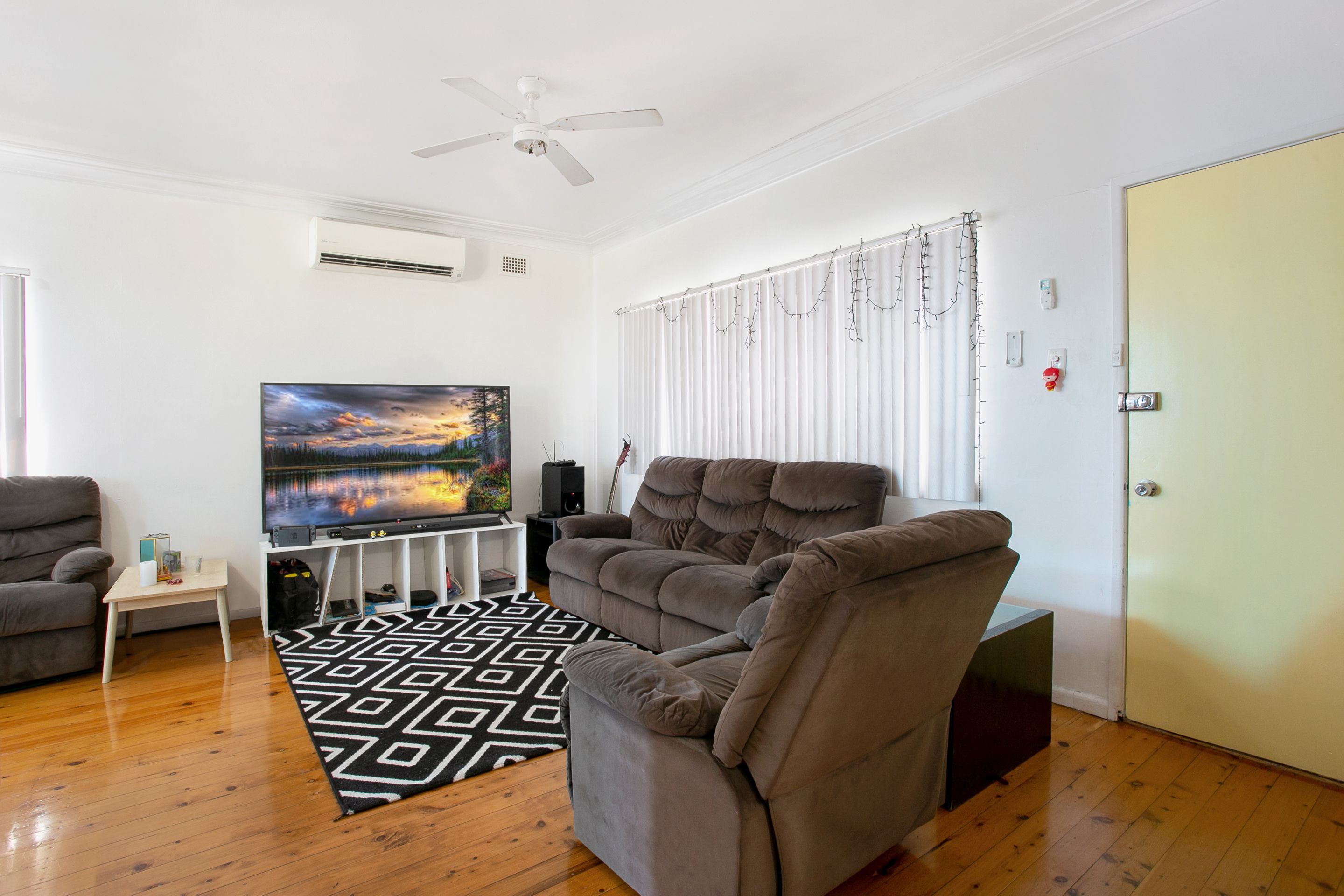69 & 69a Desborough Road, Colyton, NSW 2760