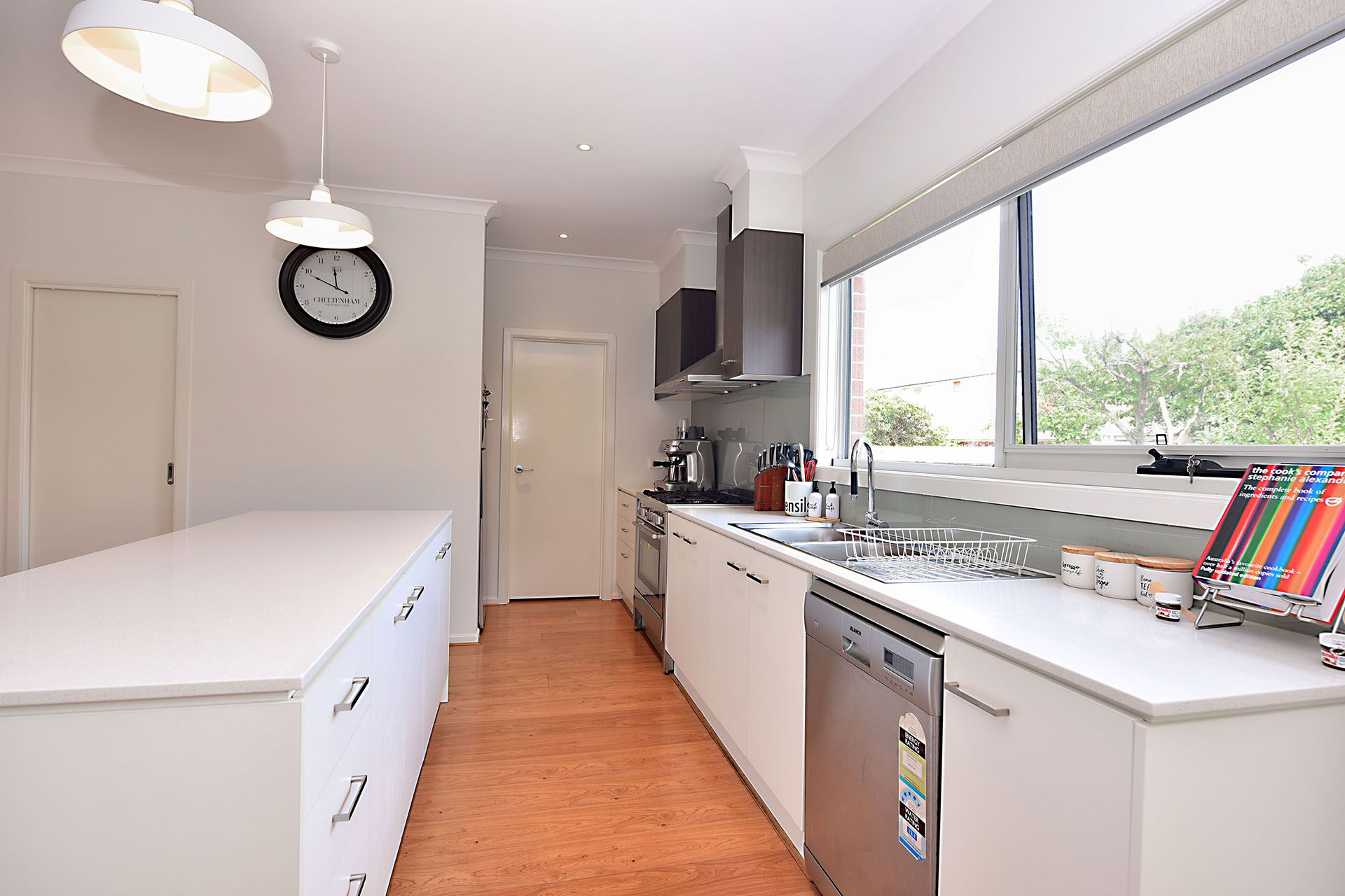 2/1 Fairview Avenue, Cheltenham, VIC 3192