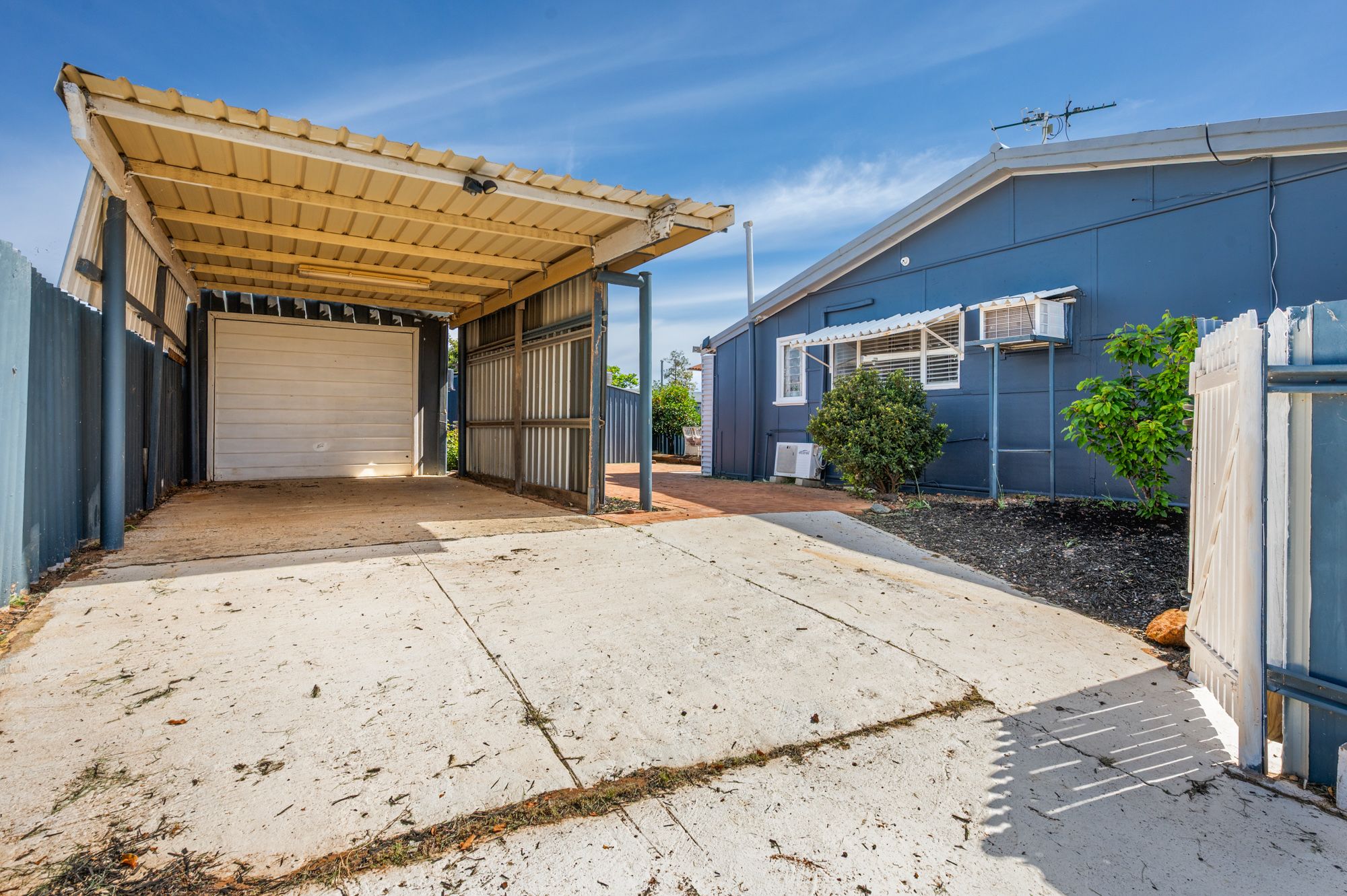 3 Blackbutt Street — photo 18 of 19