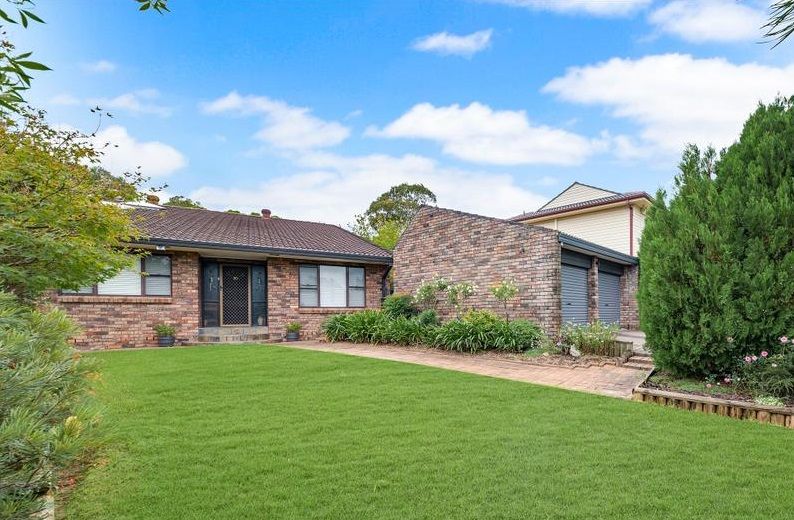 10 Alderney Street, Minto, NSW 2566