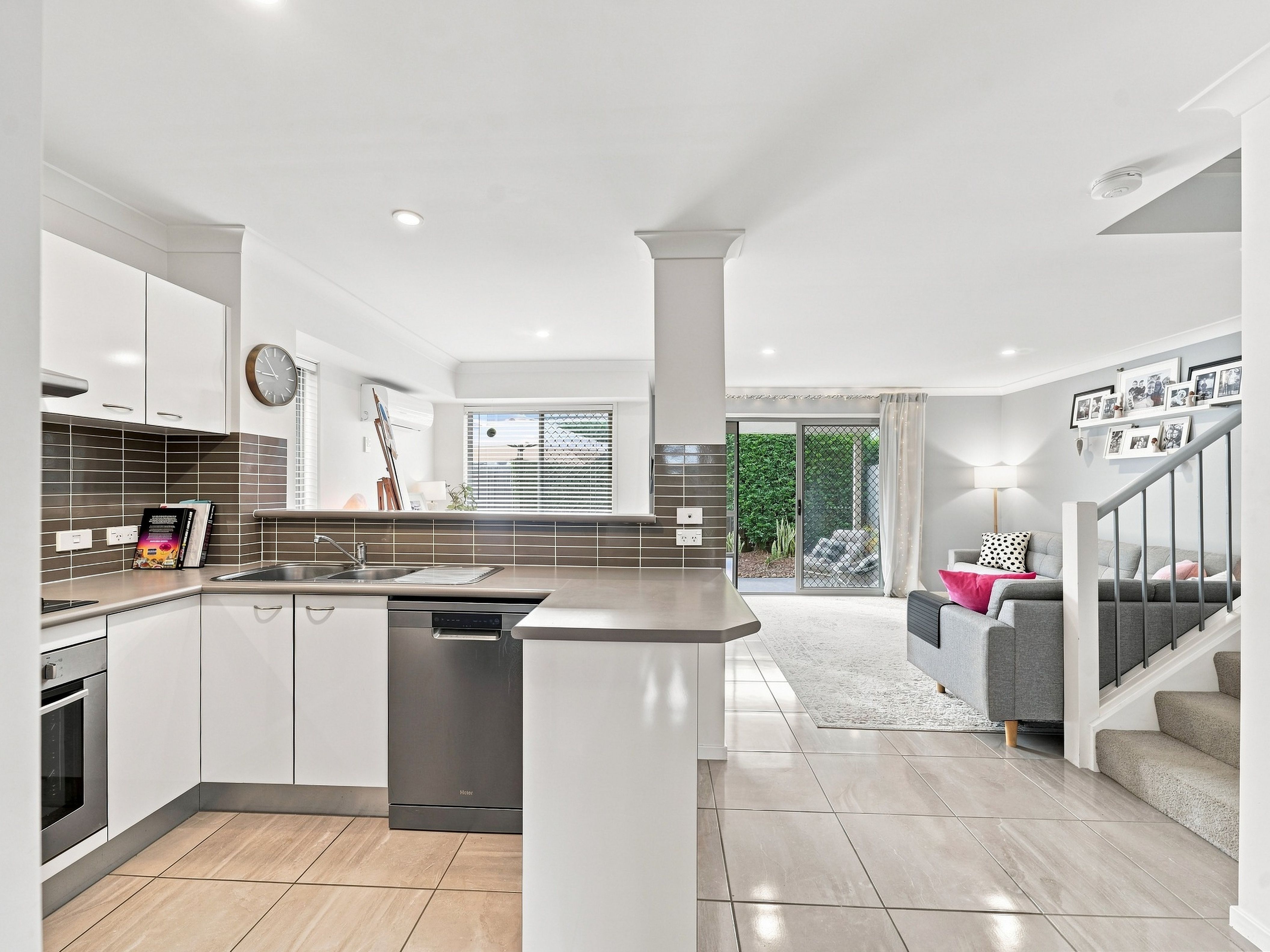 104/1 Bass Court — photo 6 of 19