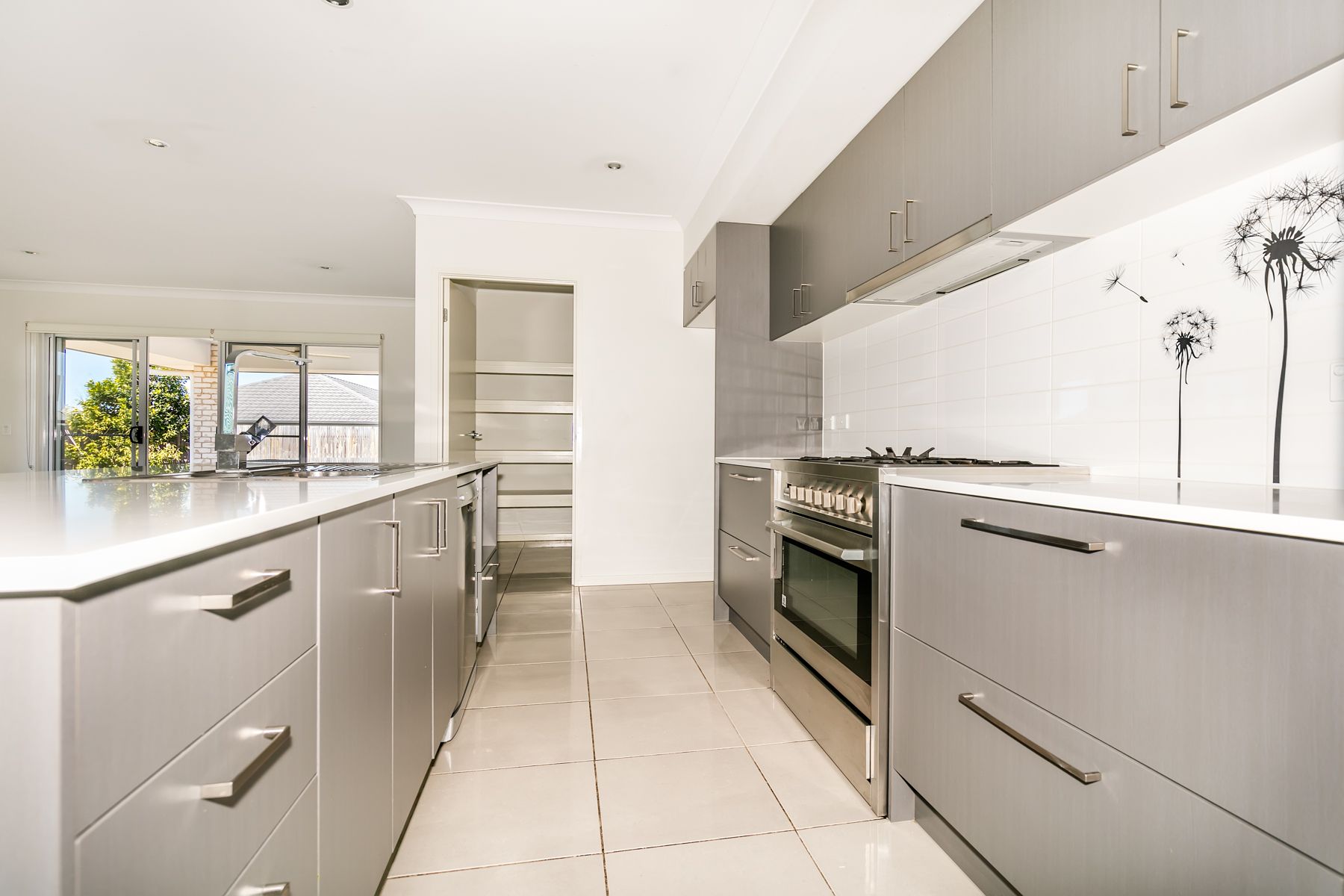 19 Tallwoods Circuit, Yarrabilba, QLD 4207