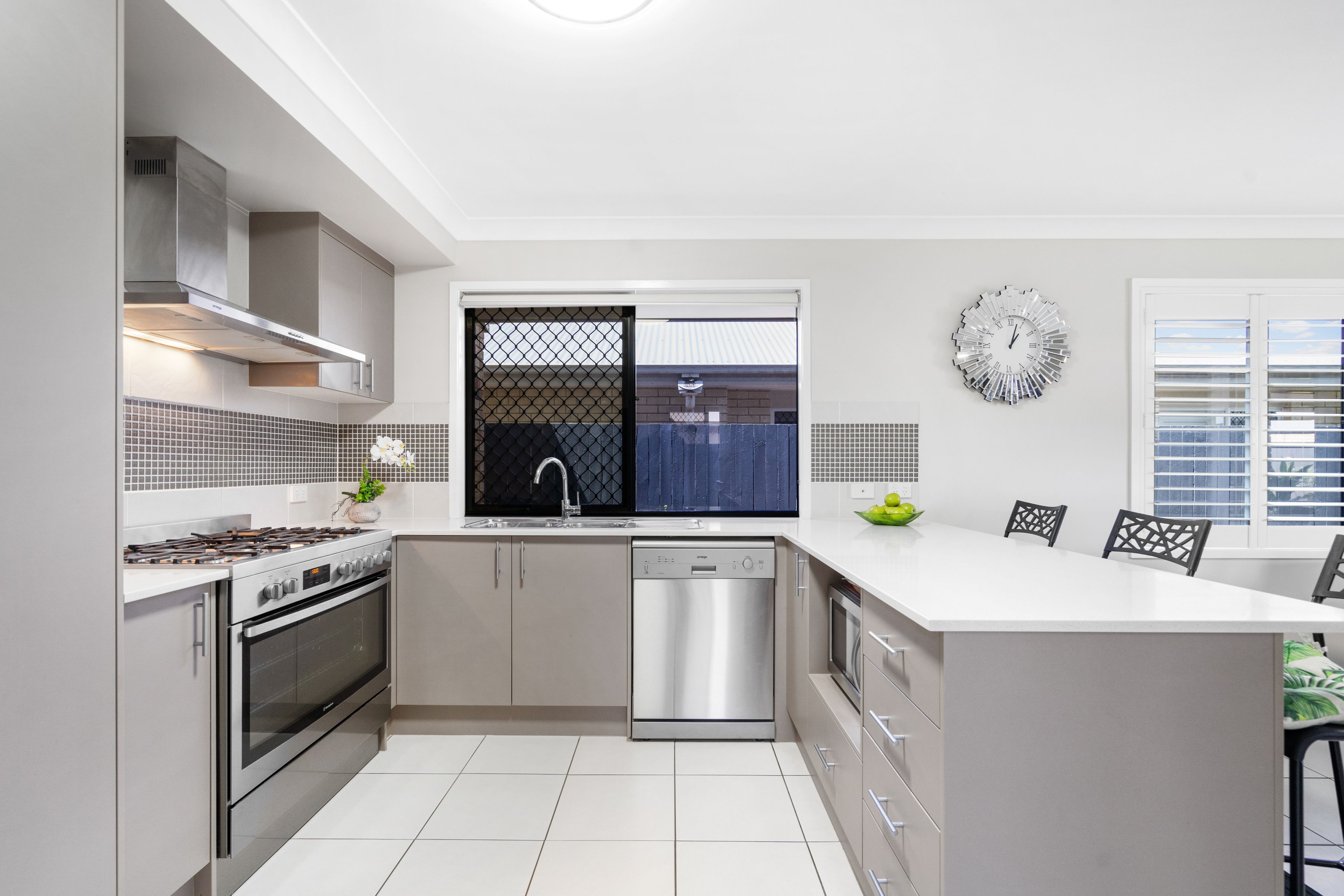 76 Daintree Circuit, North Lakes, QLD 4509