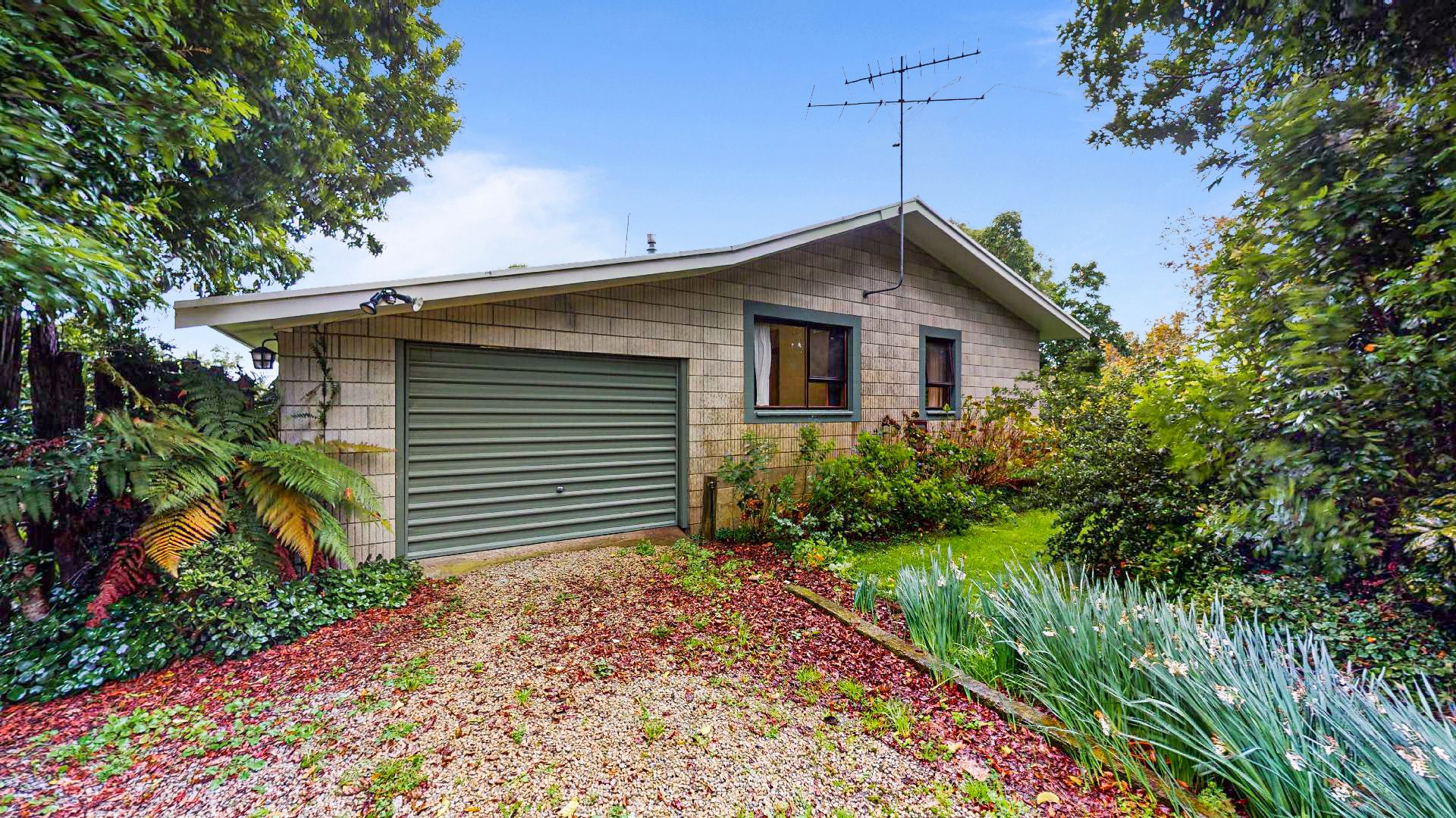 510 Wharerata Road, Patutahi, Gisborne District 4072 Leased House