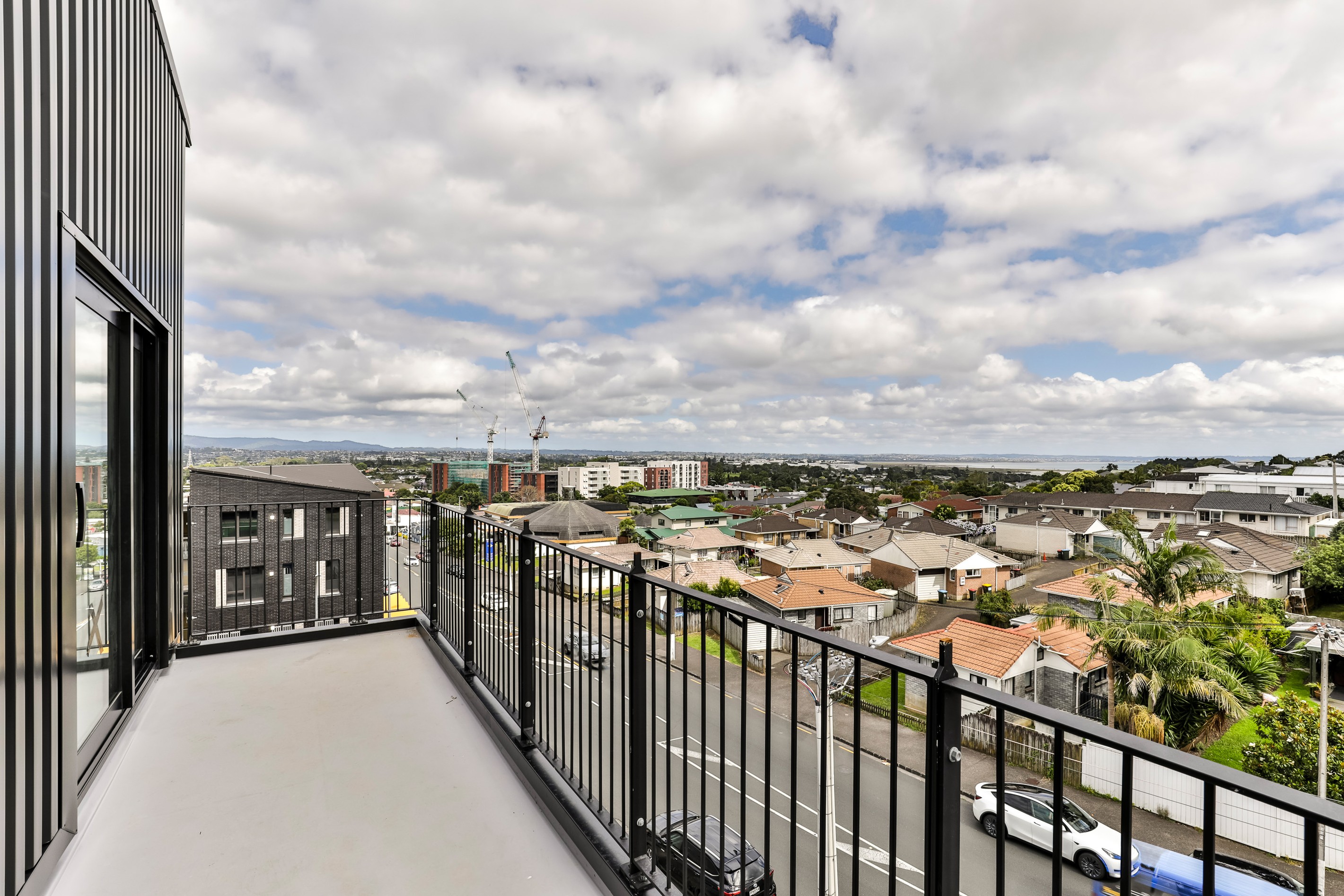 3/30 Rosebank Road, Avondale, Auckland City
