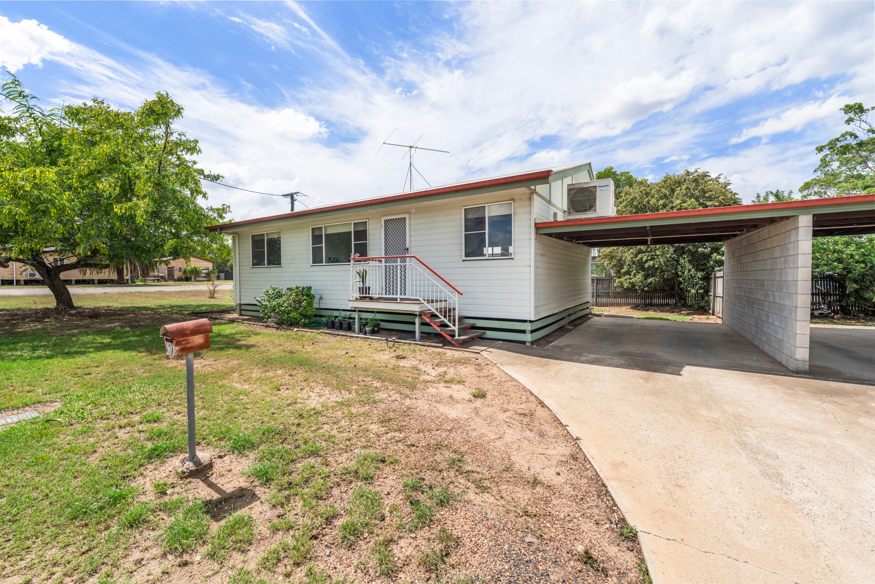 1 & 2/30 Gillespie Street, Millmerran, QLD 4357