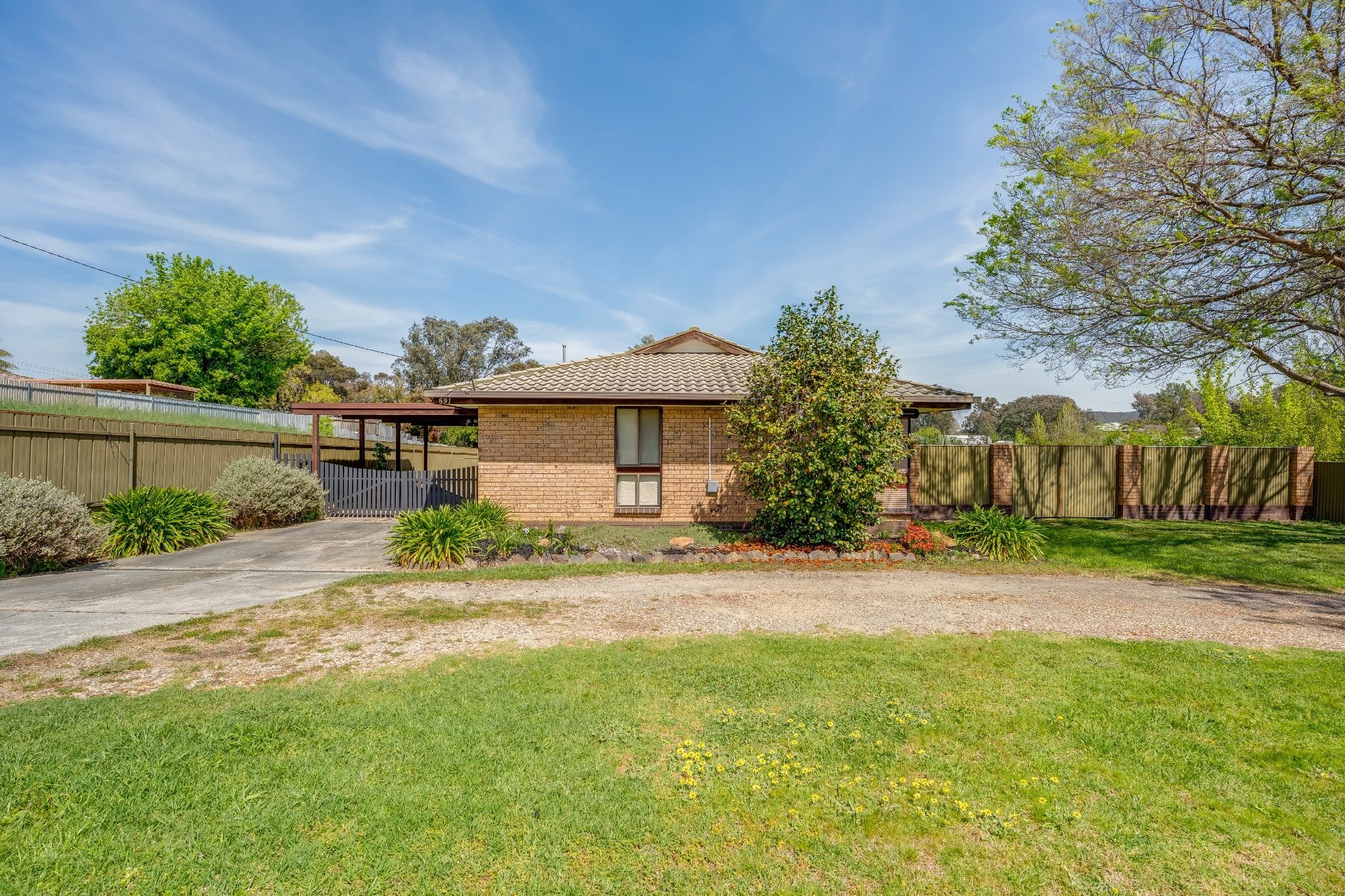 591 Oliver Street — photo from Ray White Albury Central
