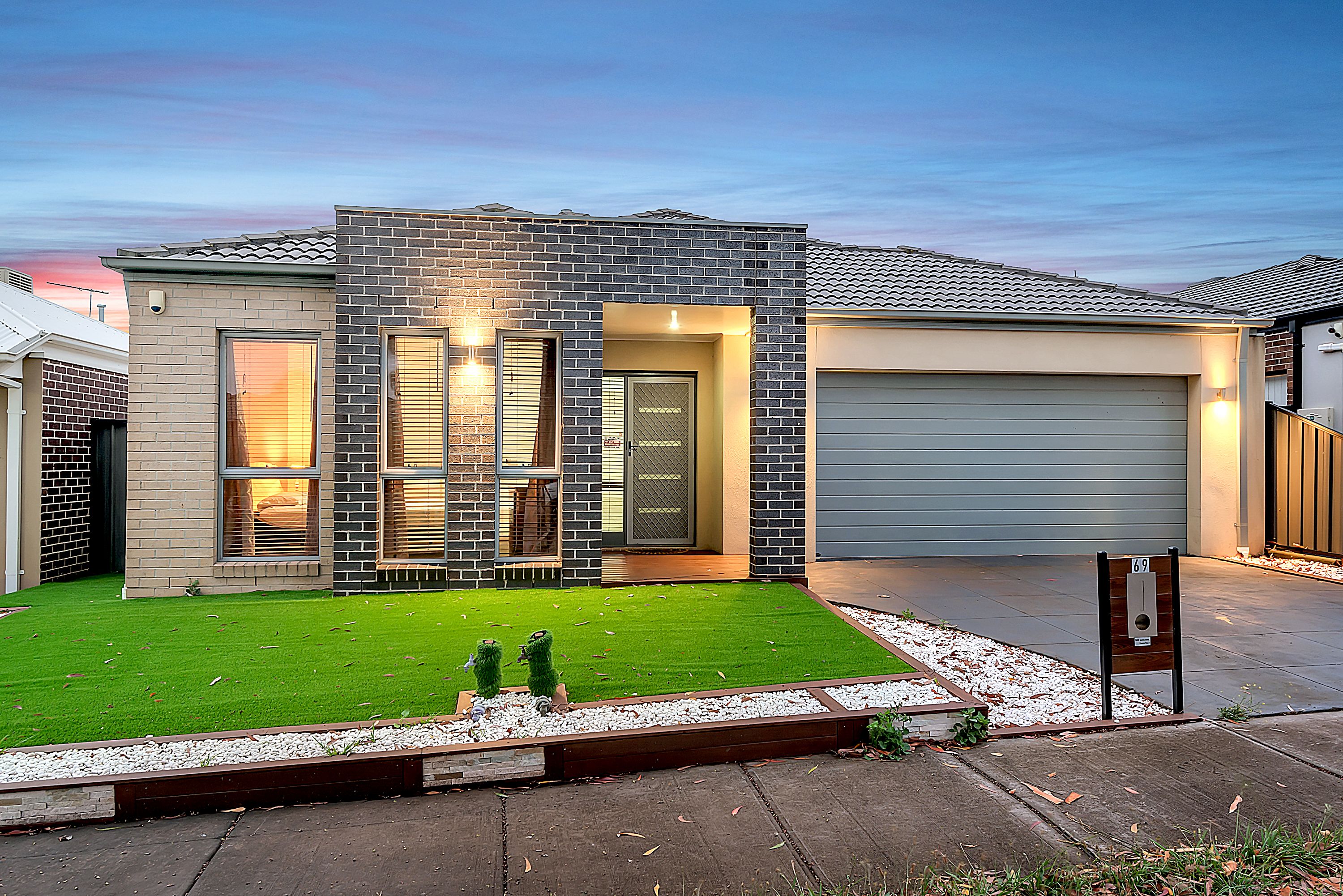 69 Huntington Drive, Craigieburn, VIC 3064
