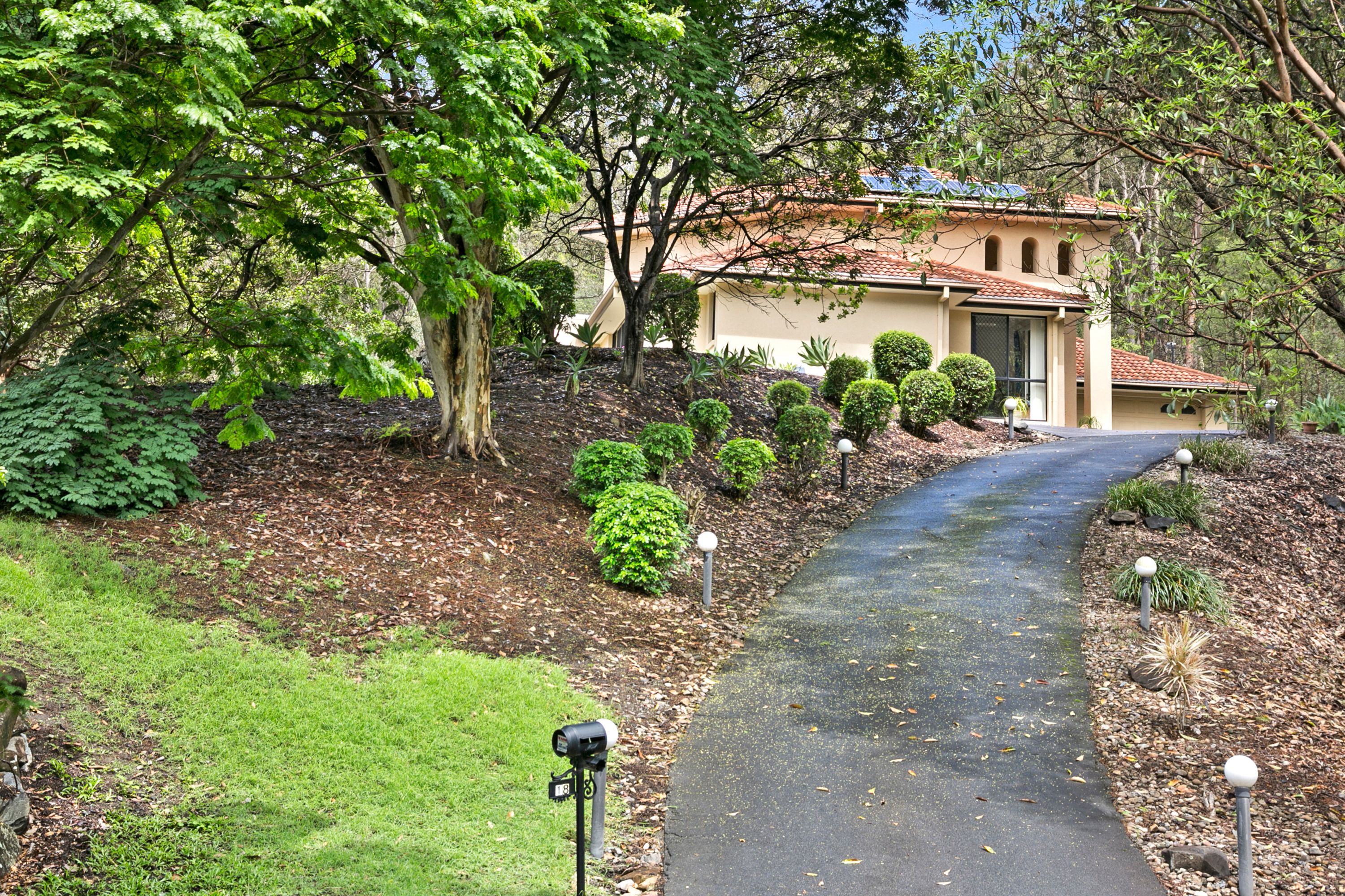 18 Waterfall Way, Tallai, QLD 4213