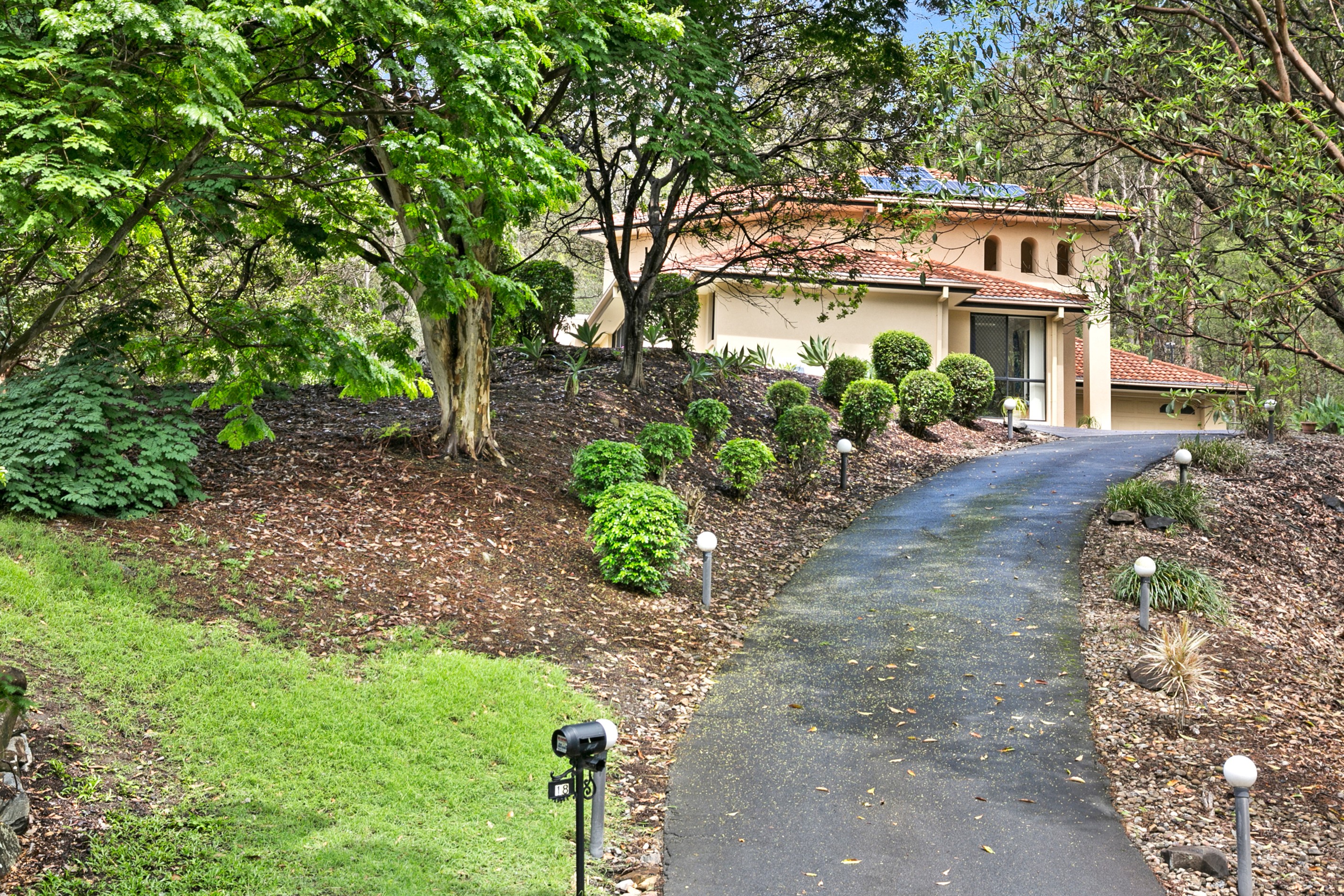 18 Waterfall Way, Tallai, QLD 4213