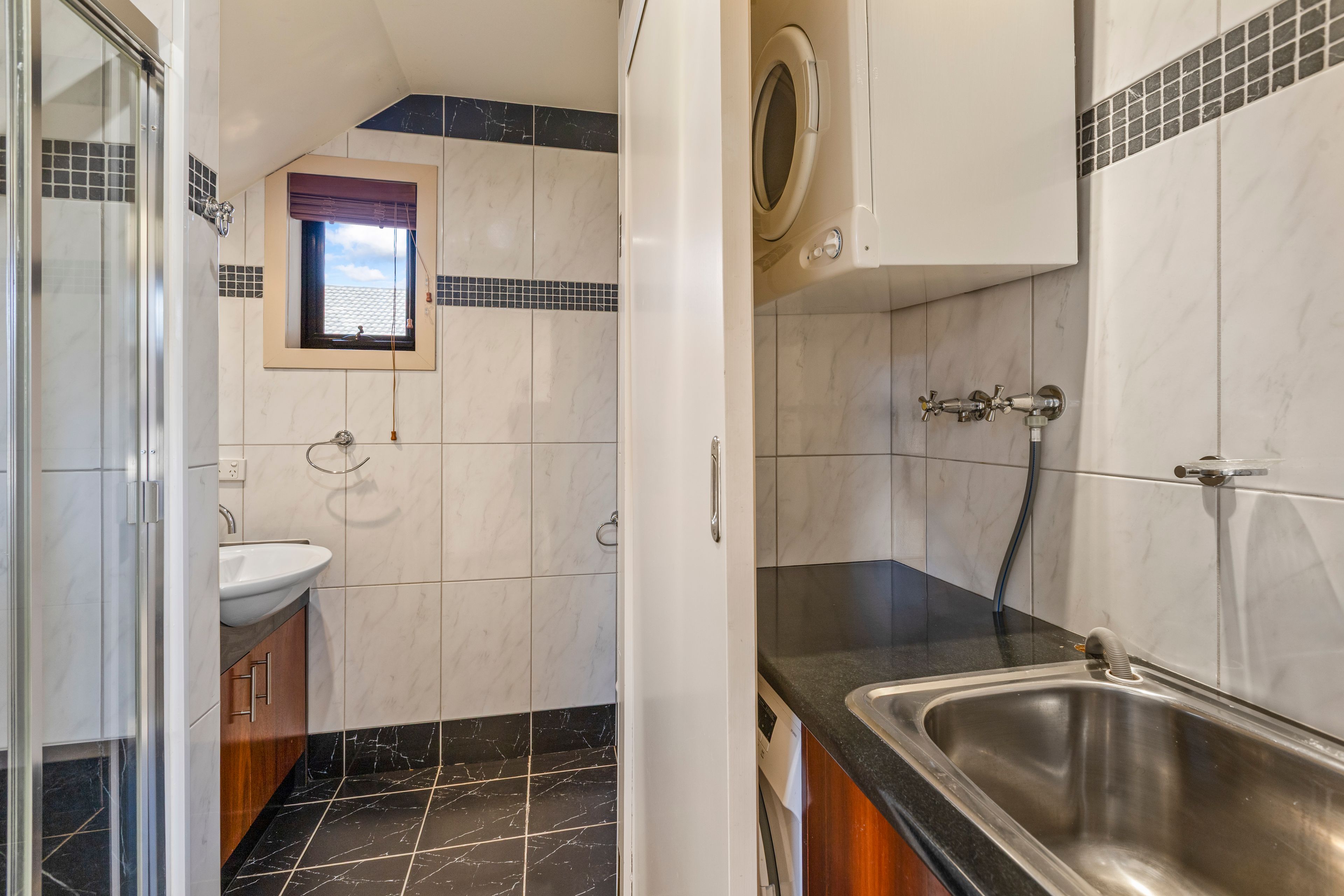 123A Gordon Street — photo 8 of 10