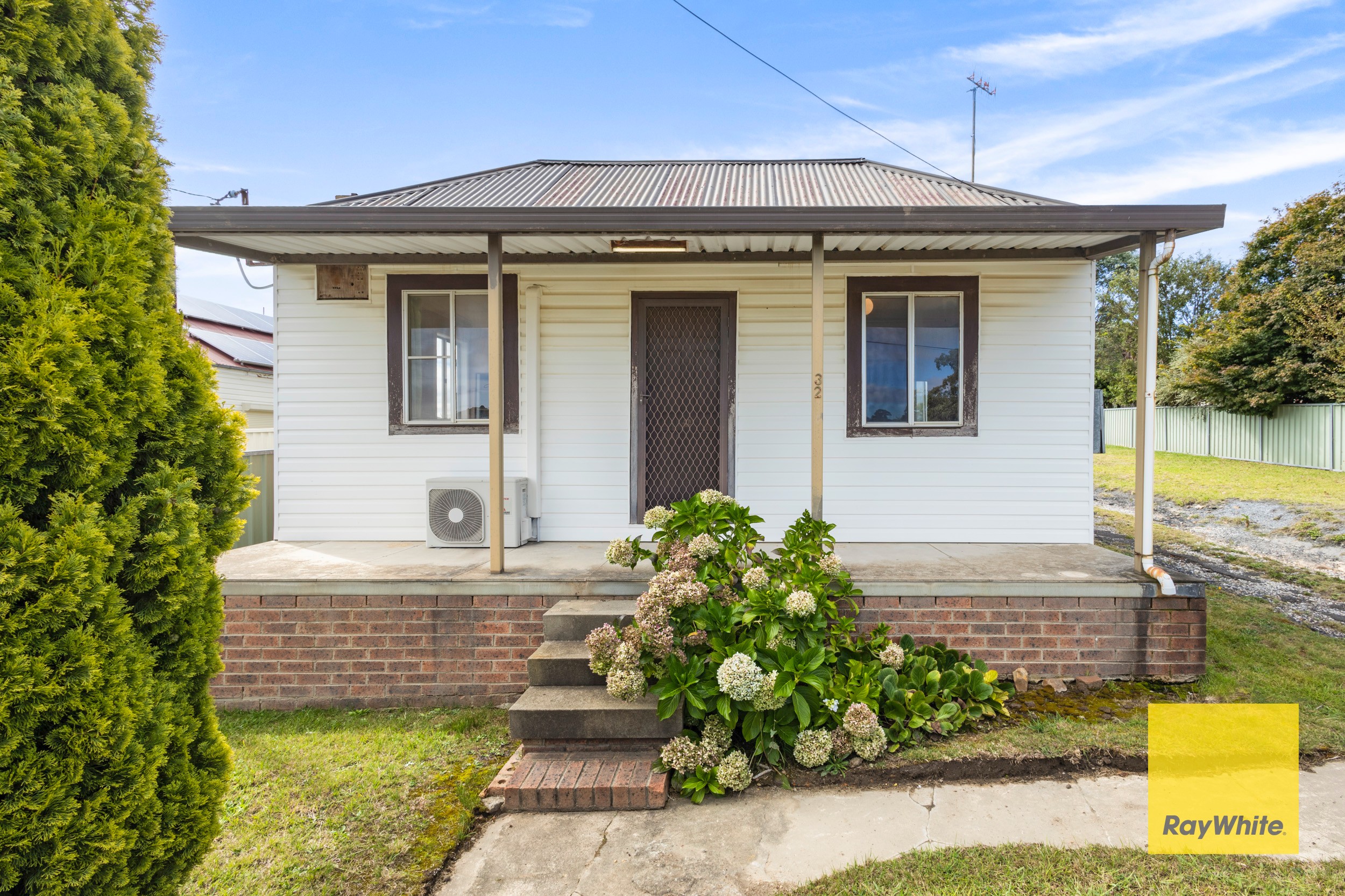 32 Railway Avenue, Portland, NSW 2847