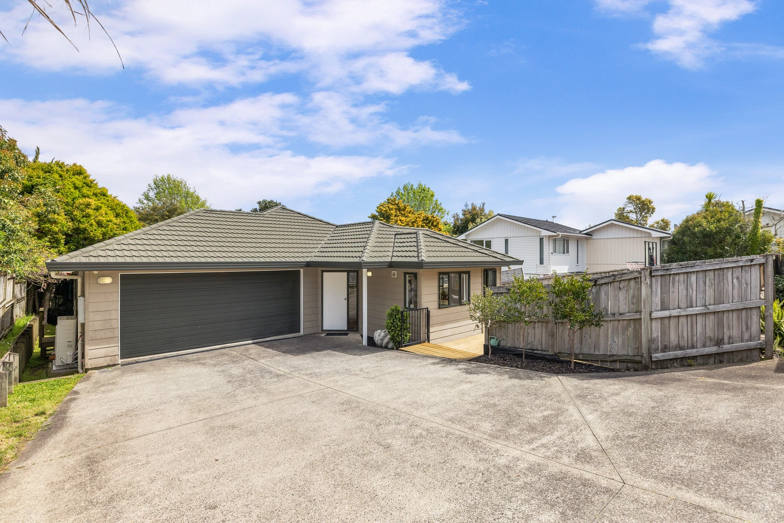 16A Baird Street, Howick, Manukau City