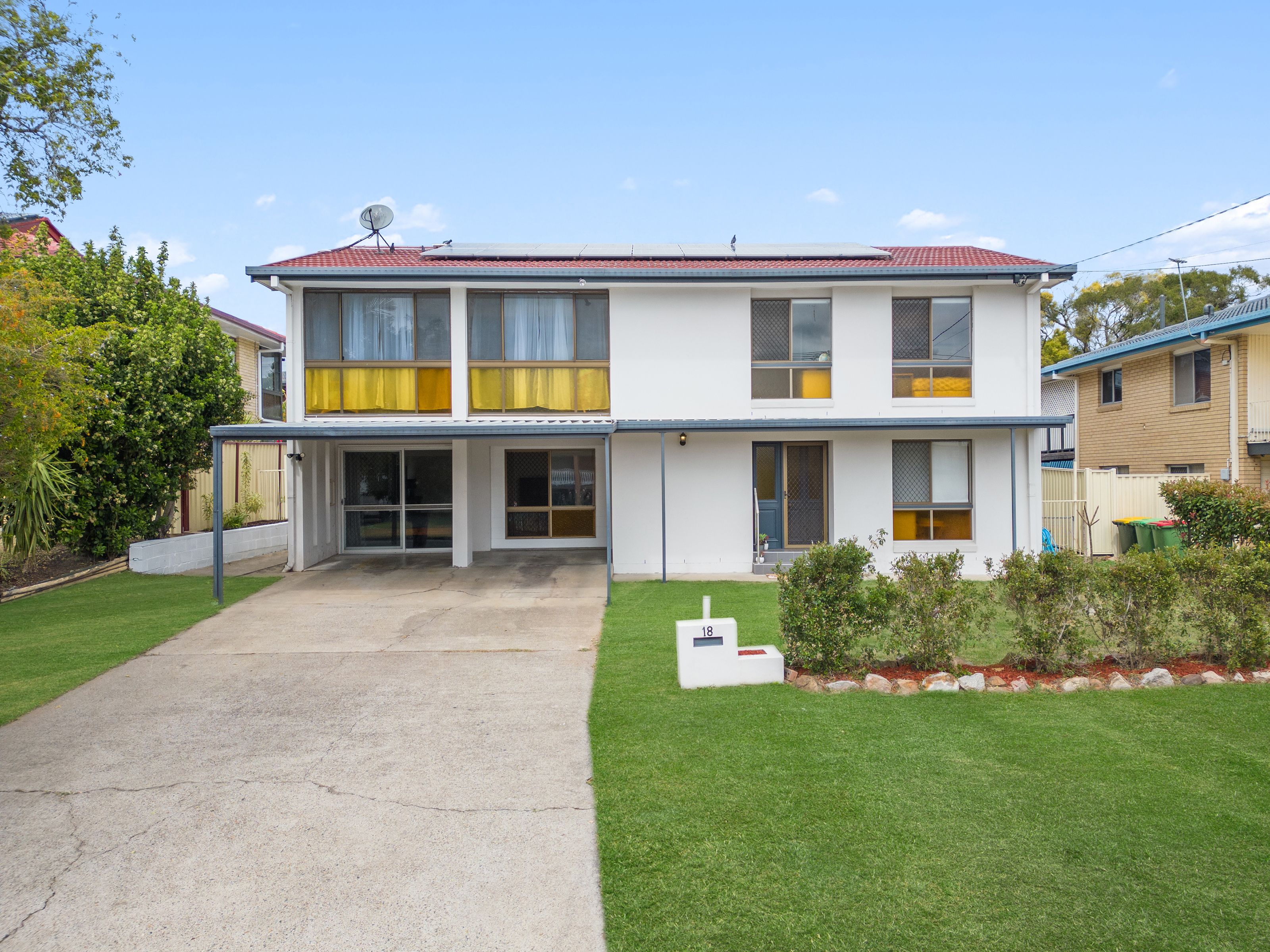 18 Aberdeen Street, Bundamba, QLD 4304