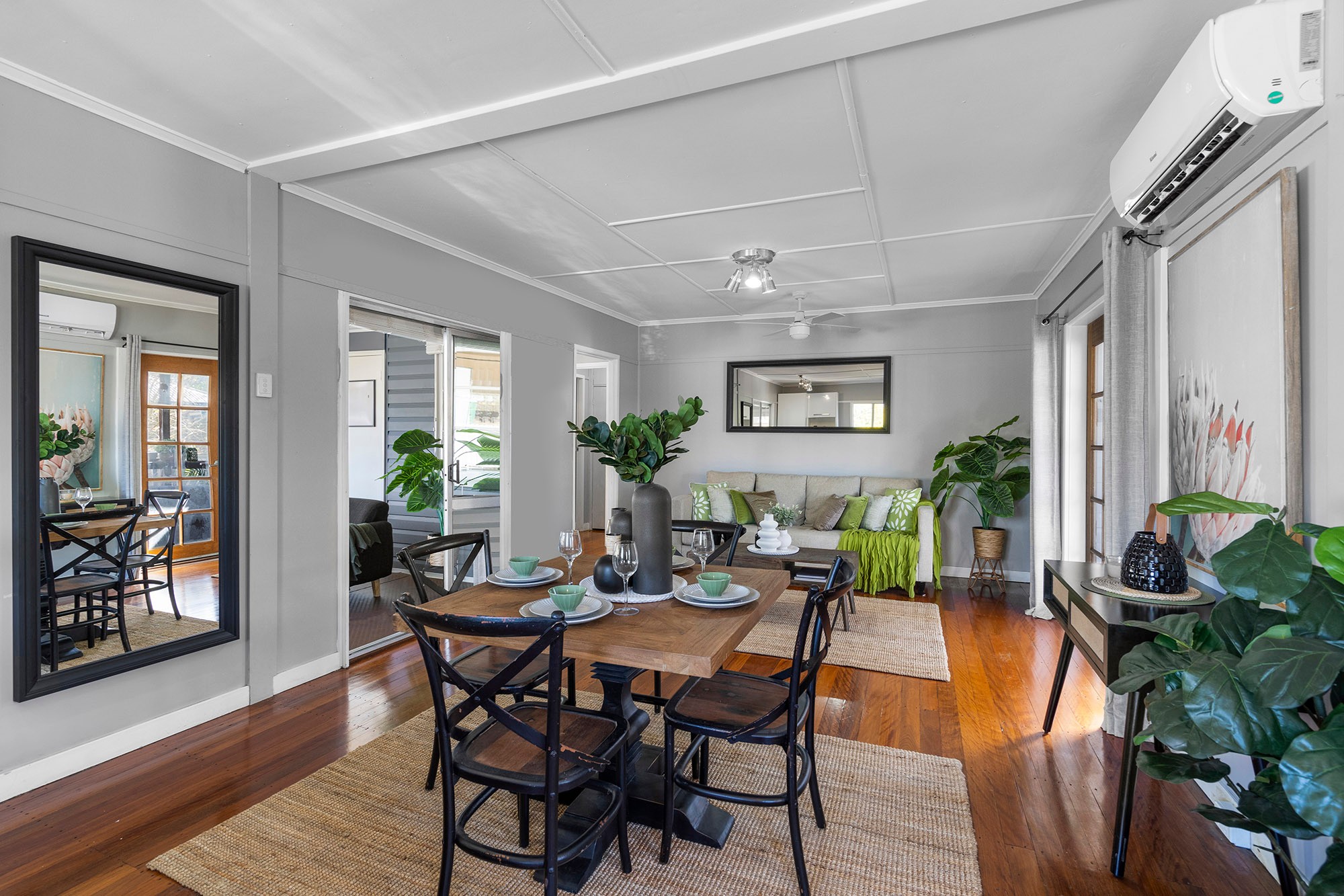 10 Sapphire Street, Holland Park, QLD 4121