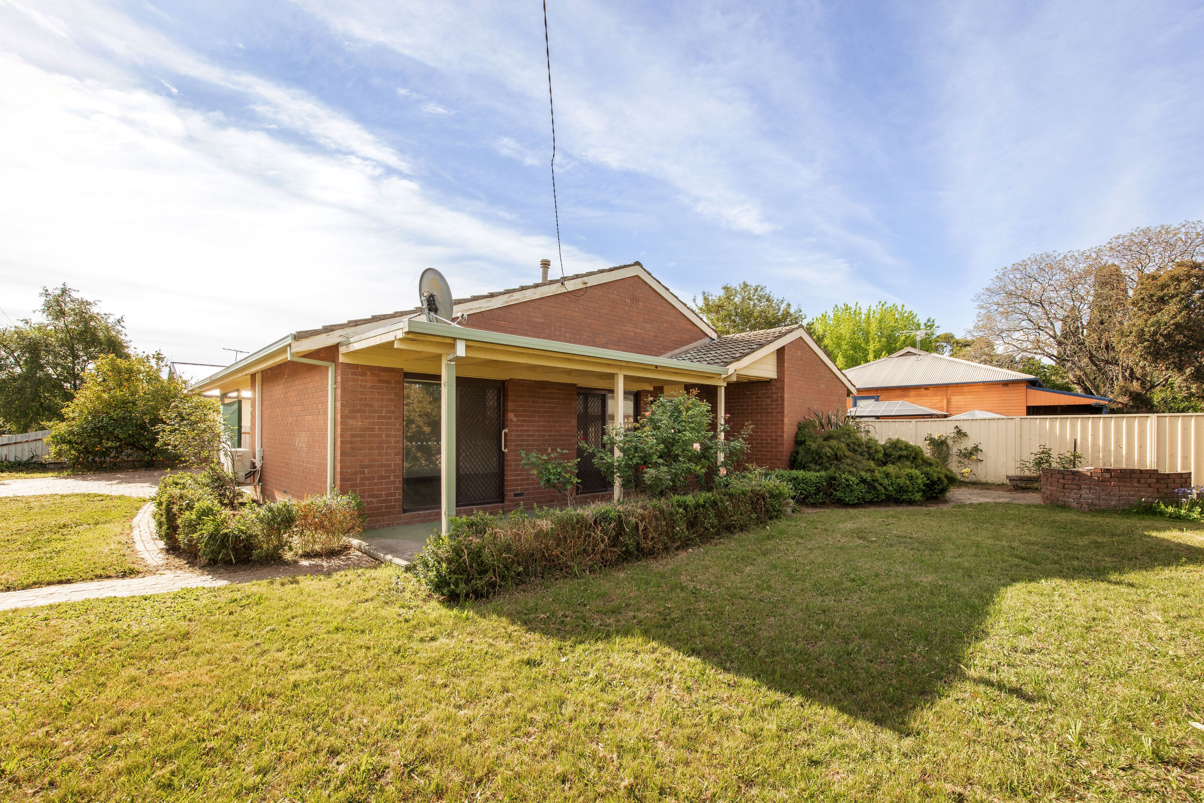 550 Roach Street — photo 13 of 14