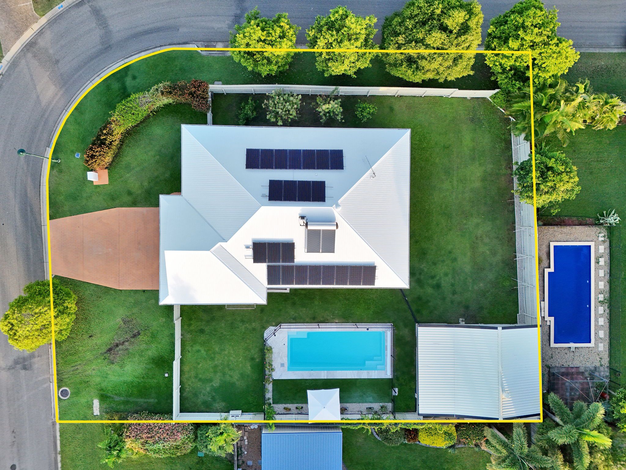 3 Bathurst Way, Mount Louisa, QLD 4814