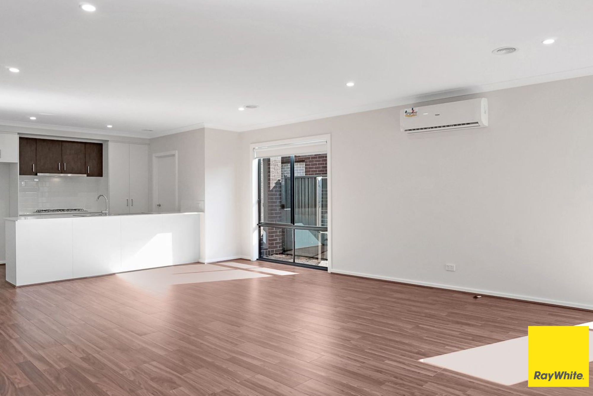 30 Avonbury Drive, Werribee, VIC 3030