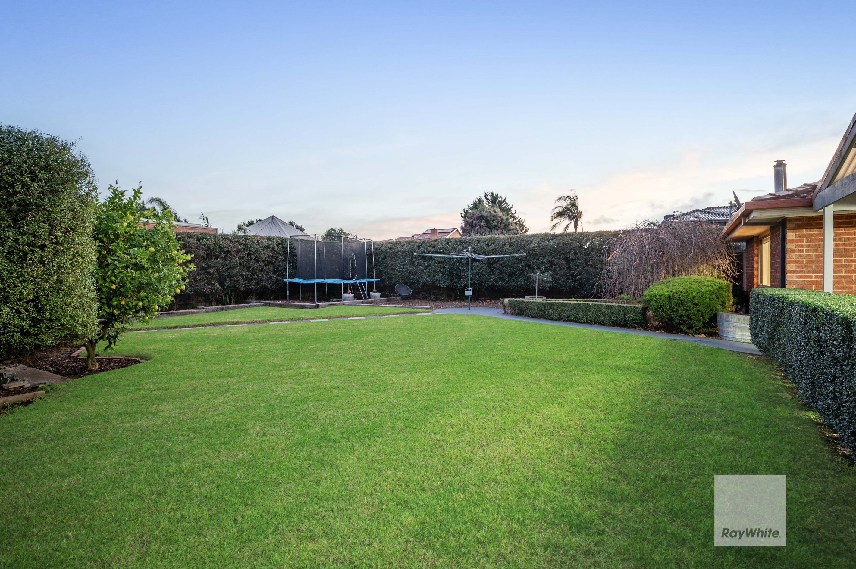 14 Piccadilly Court, Greenvale, VIC 3059