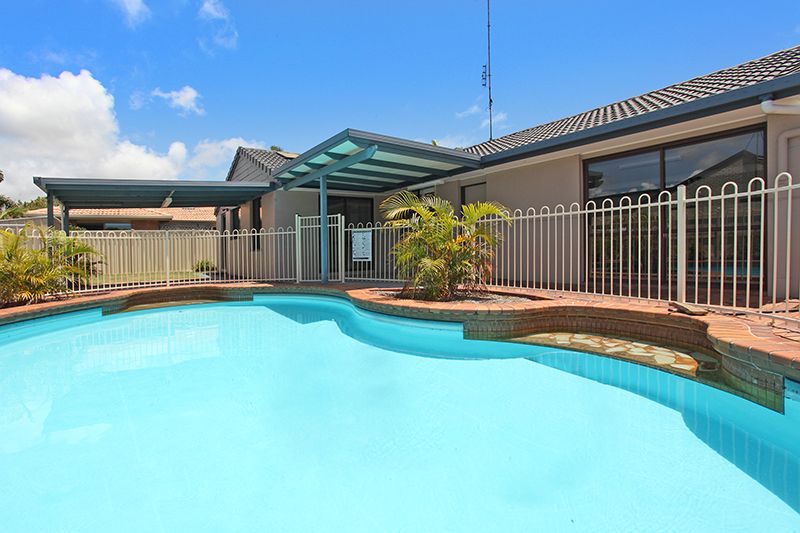 30 Murrindi Street, Minyama, QLD 4575