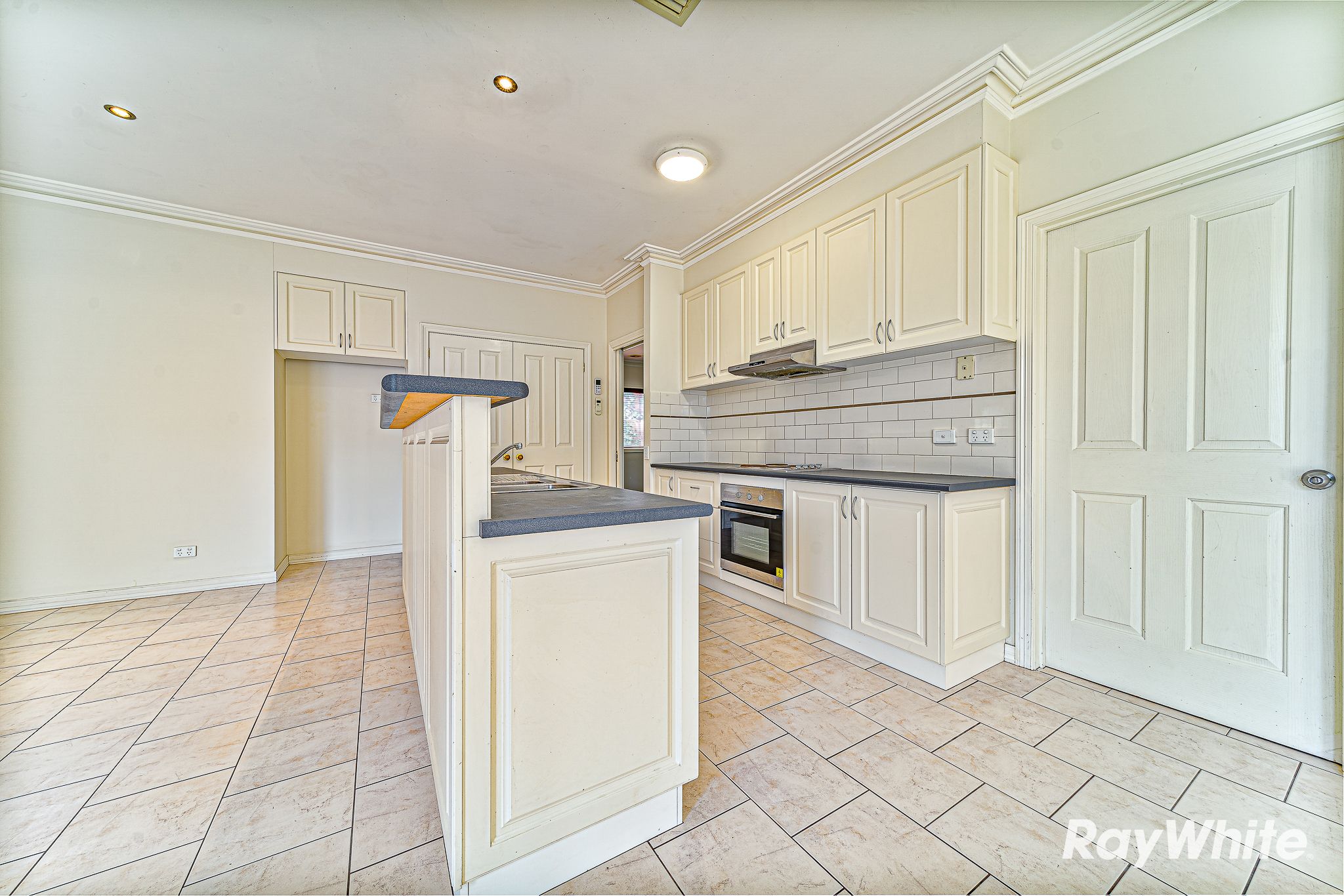 3/7 Wildwood Drive, Strathdale, VIC 3550