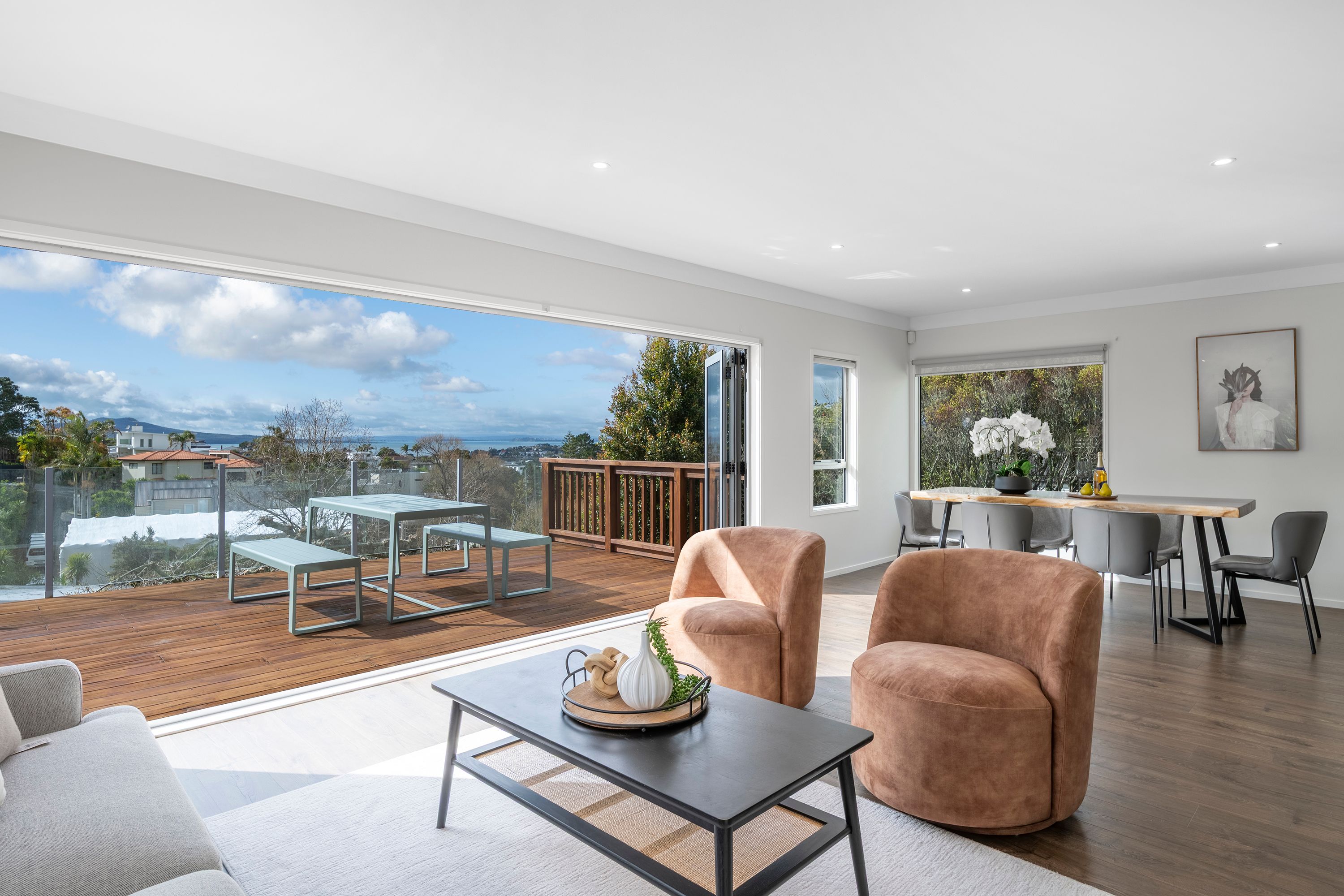 46 Parr Terrace, Castor Bay, North Shore City 0620 - Sold House - Ray ...
