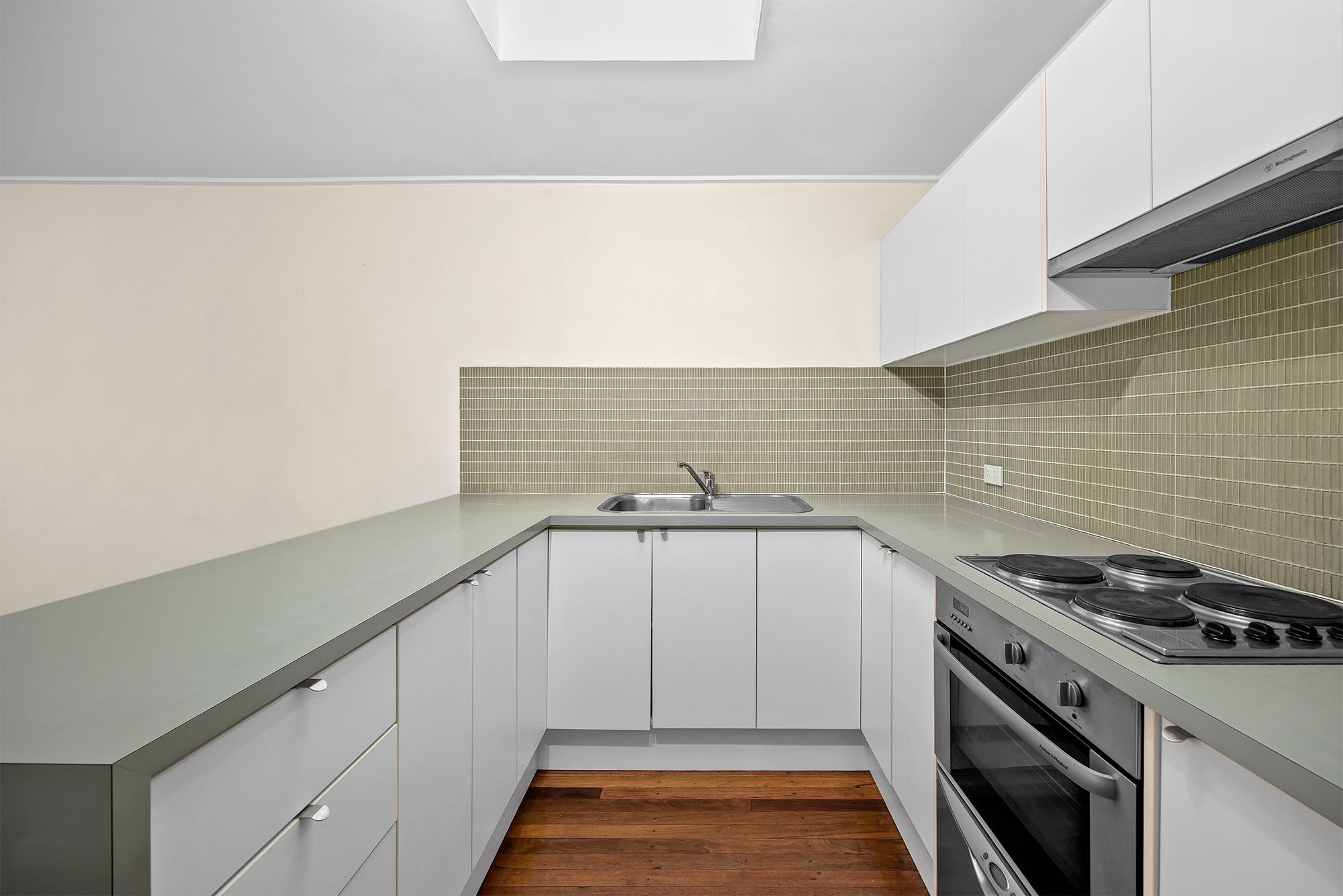 1/66 Samford Road — photo 4 of 9